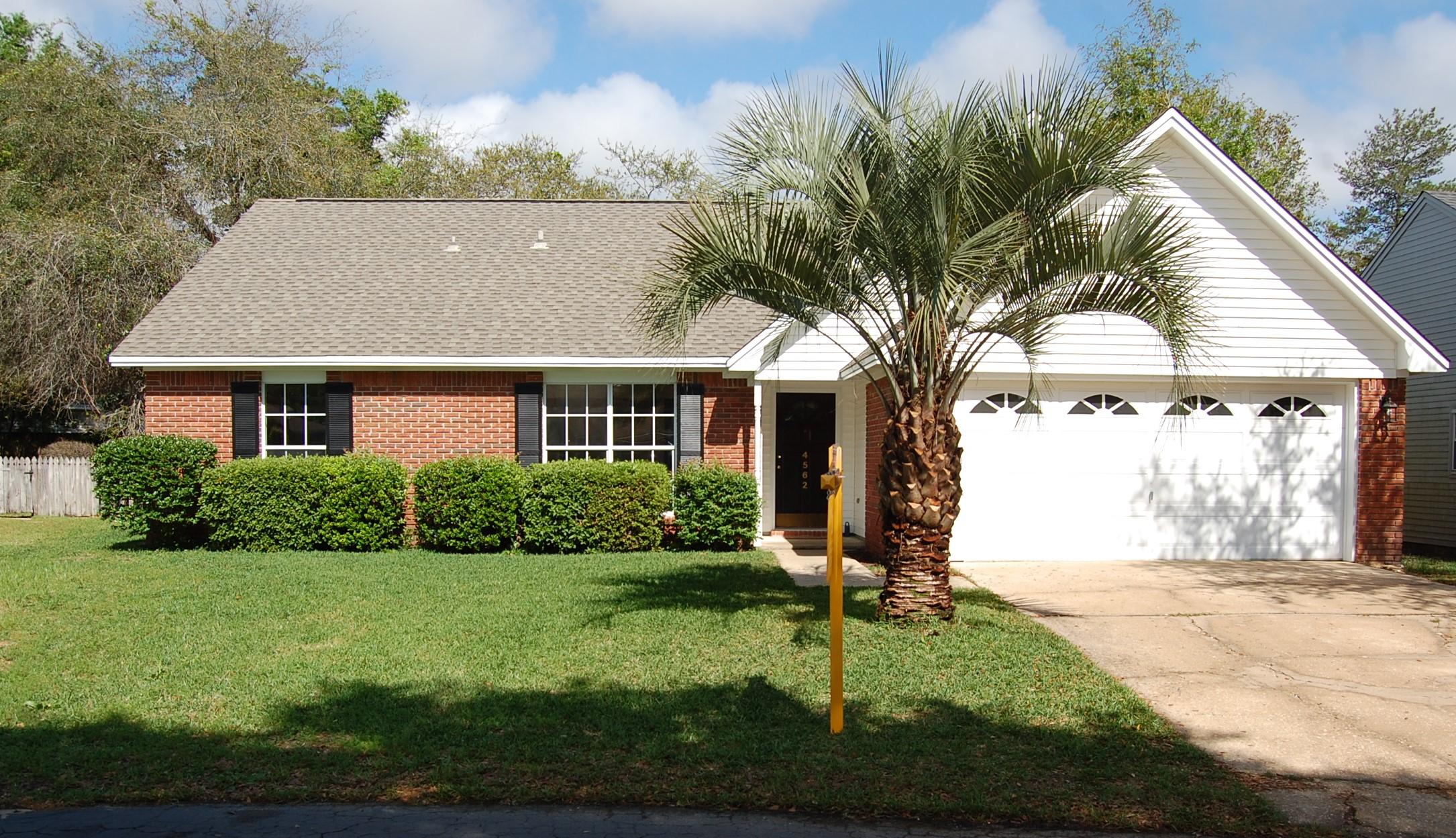 PARKWOOD COURT AT BLUEWATER BAY - Residential