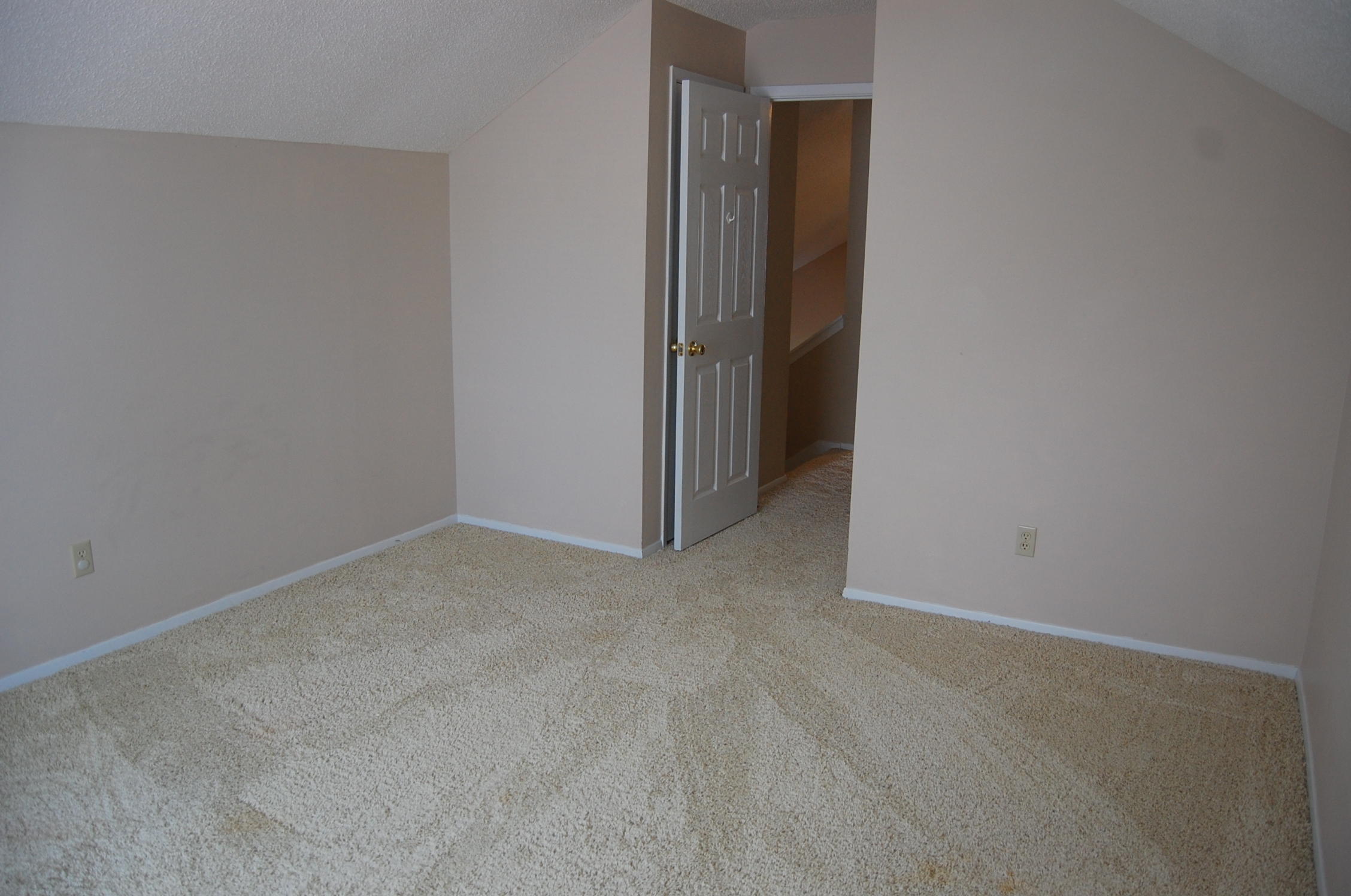 PARKWOOD COURT AT BLUEWATER BAY - Residential