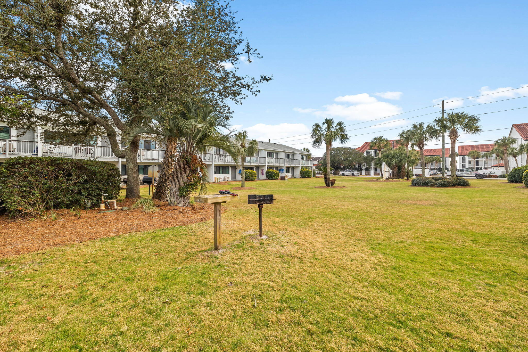 HIDDEN BEACH VILLAS CONDO - Residential