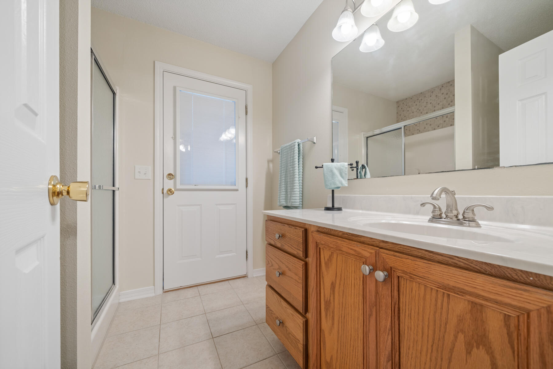HOLLEY BY THE SEA - Residential