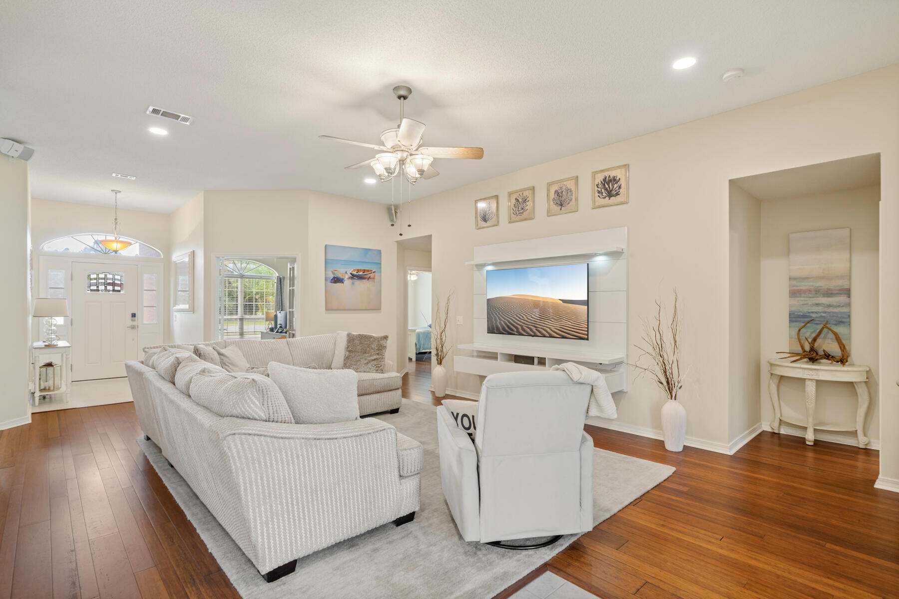 HOLLEY BY THE SEA - Residential
