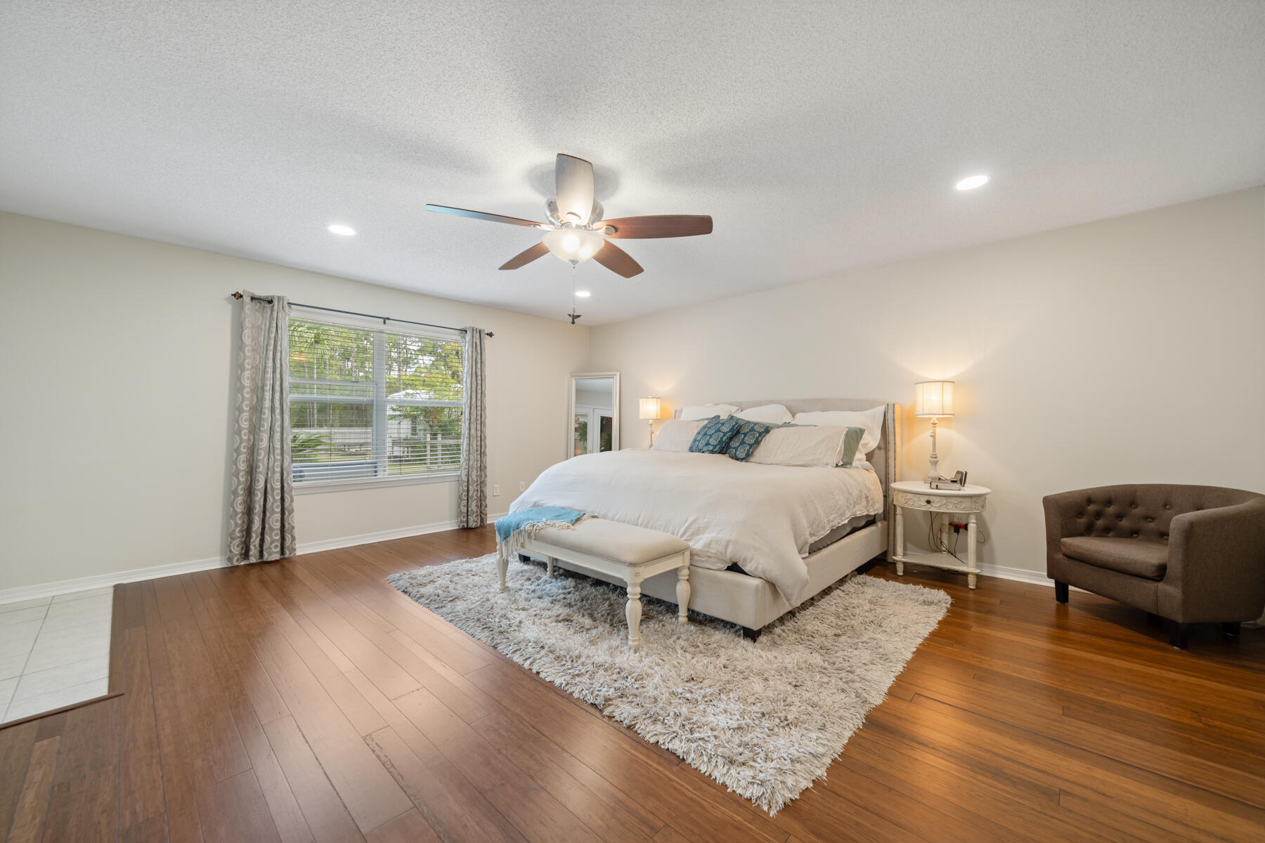 HOLLEY BY THE SEA - Residential