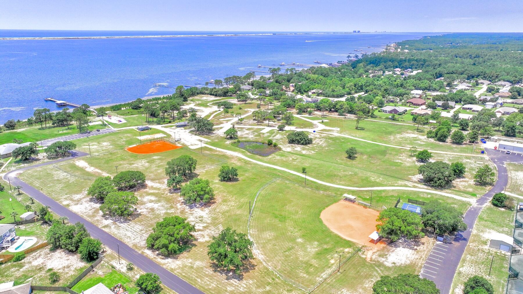HOLLEY BY THE SEA - Residential