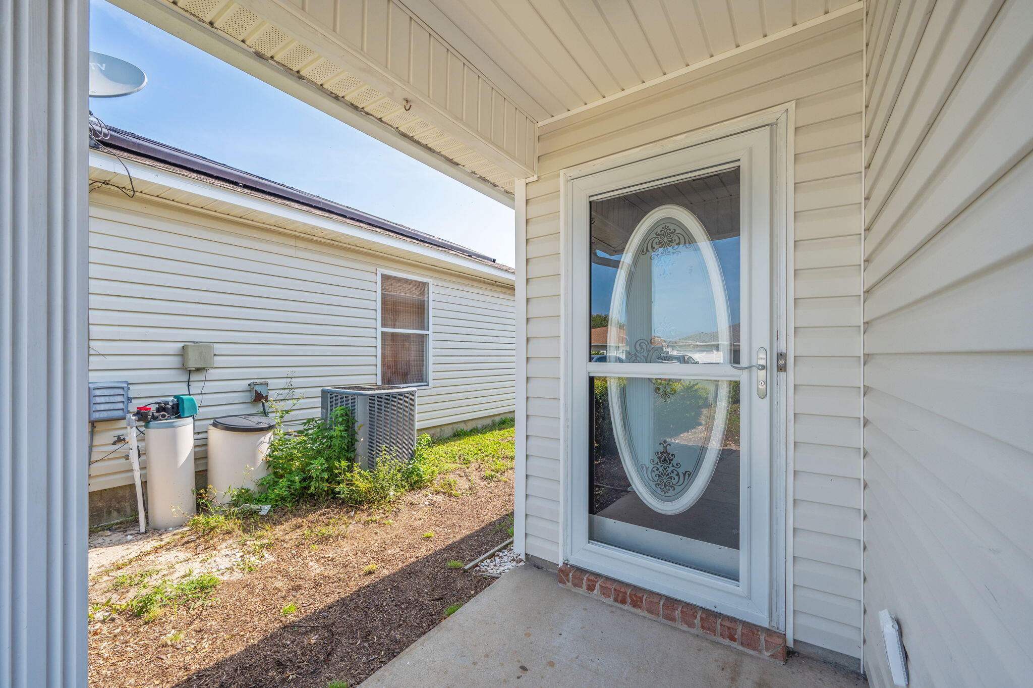 VINEYARD THE - Residential Lease