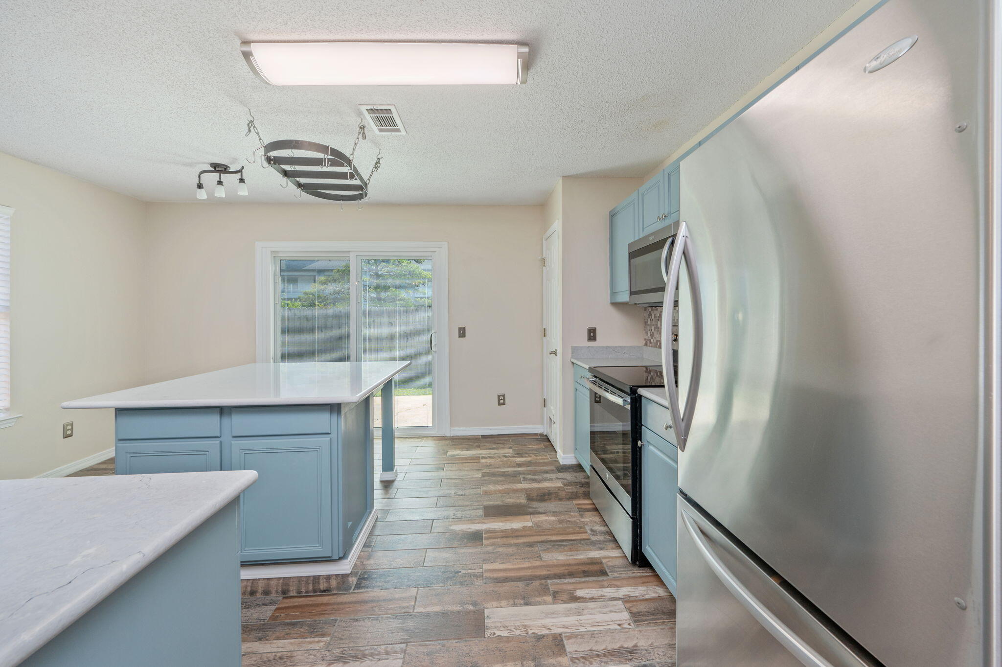 VINEYARD THE - Residential Lease