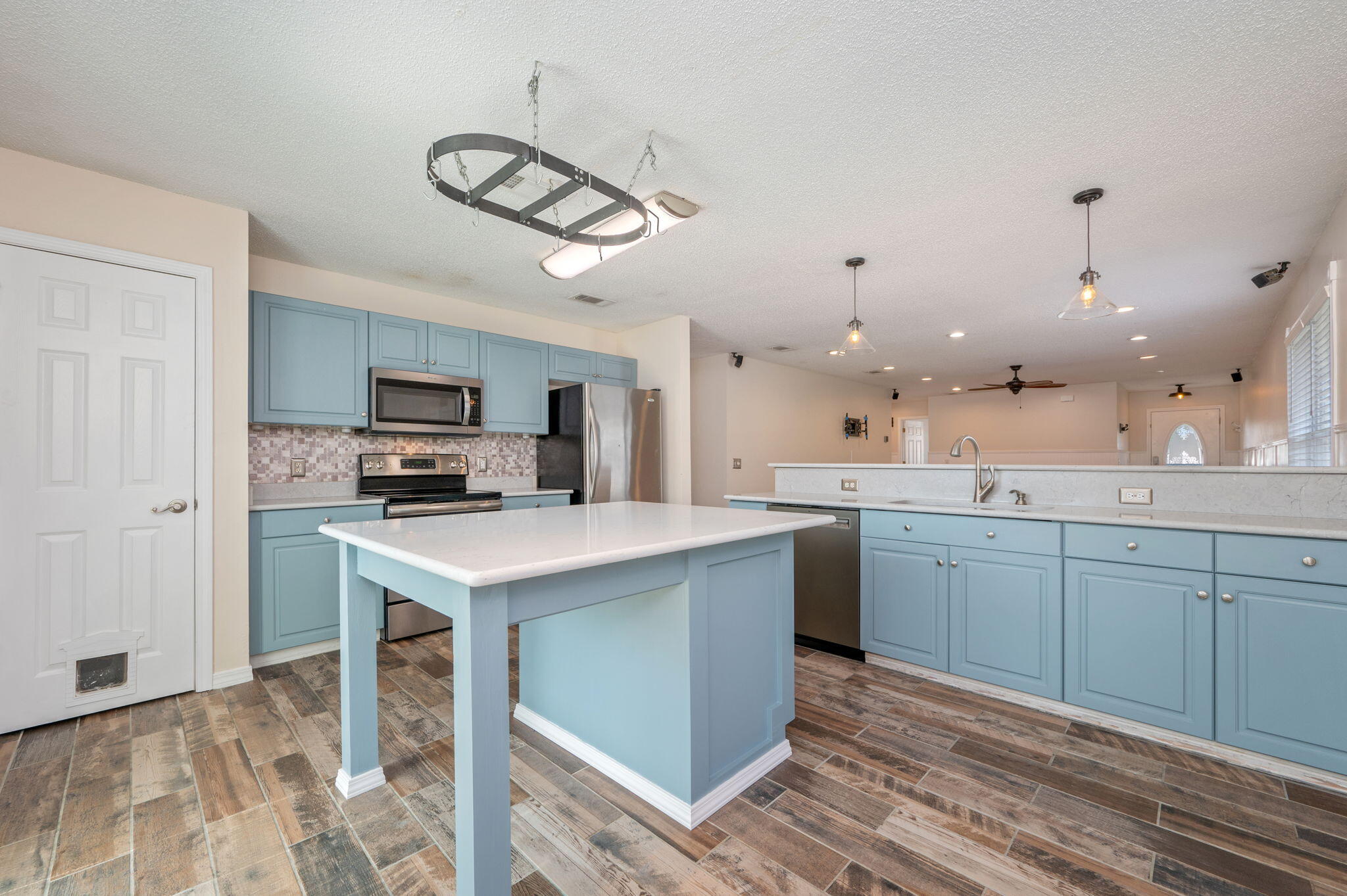VINEYARD THE - Residential Lease