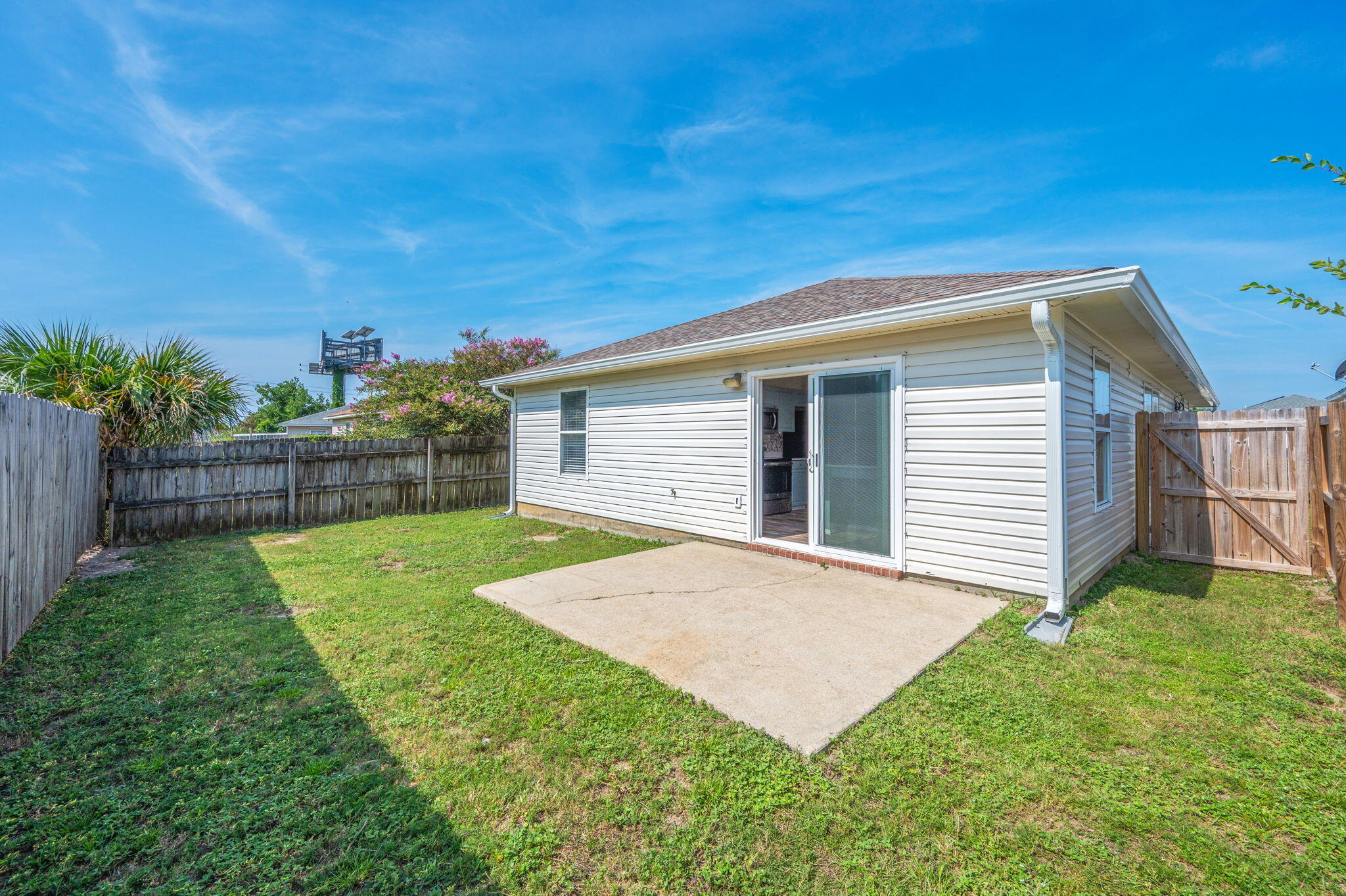 VINEYARD THE - Residential Lease