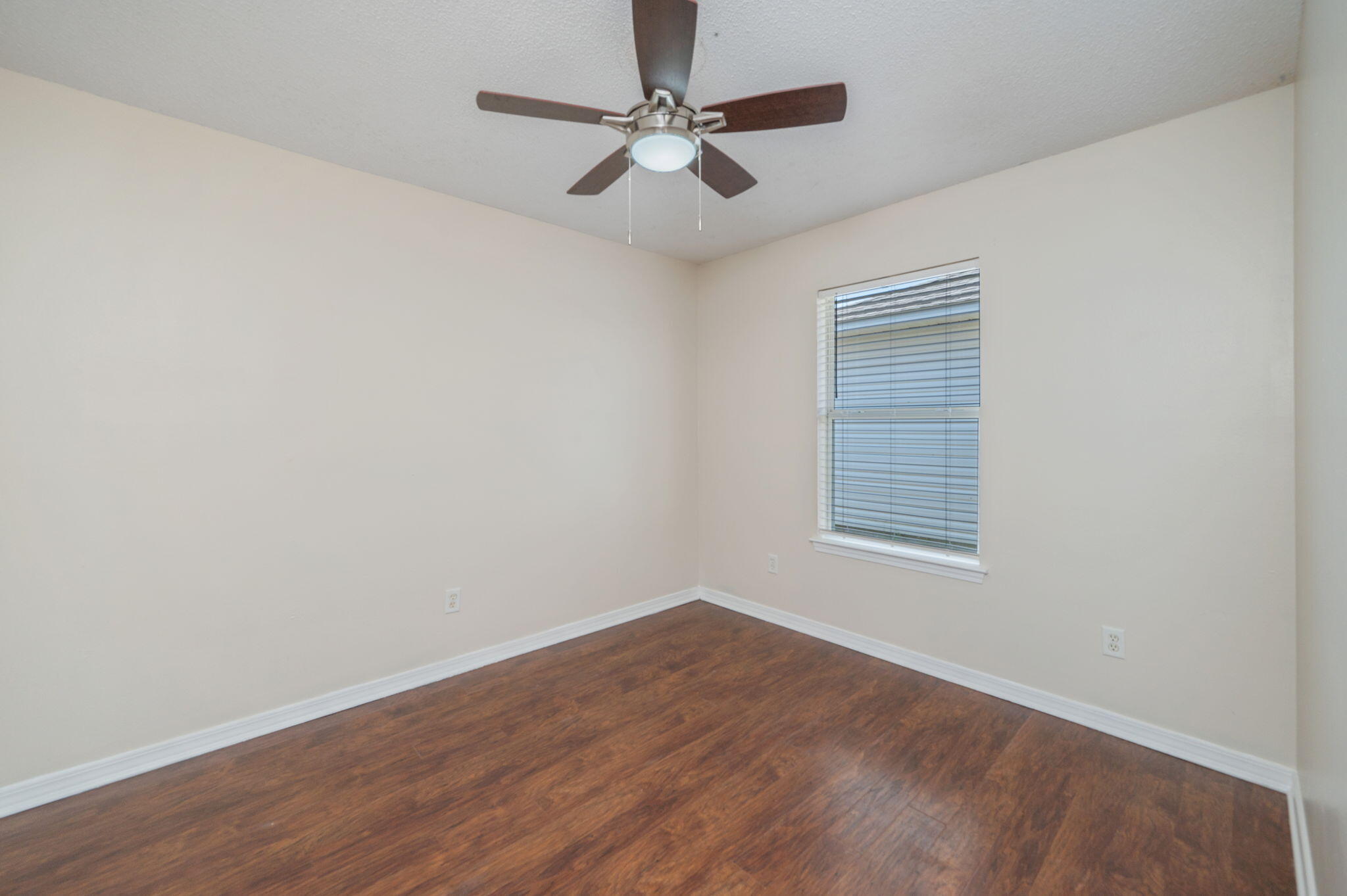 VINEYARD THE - Residential Lease