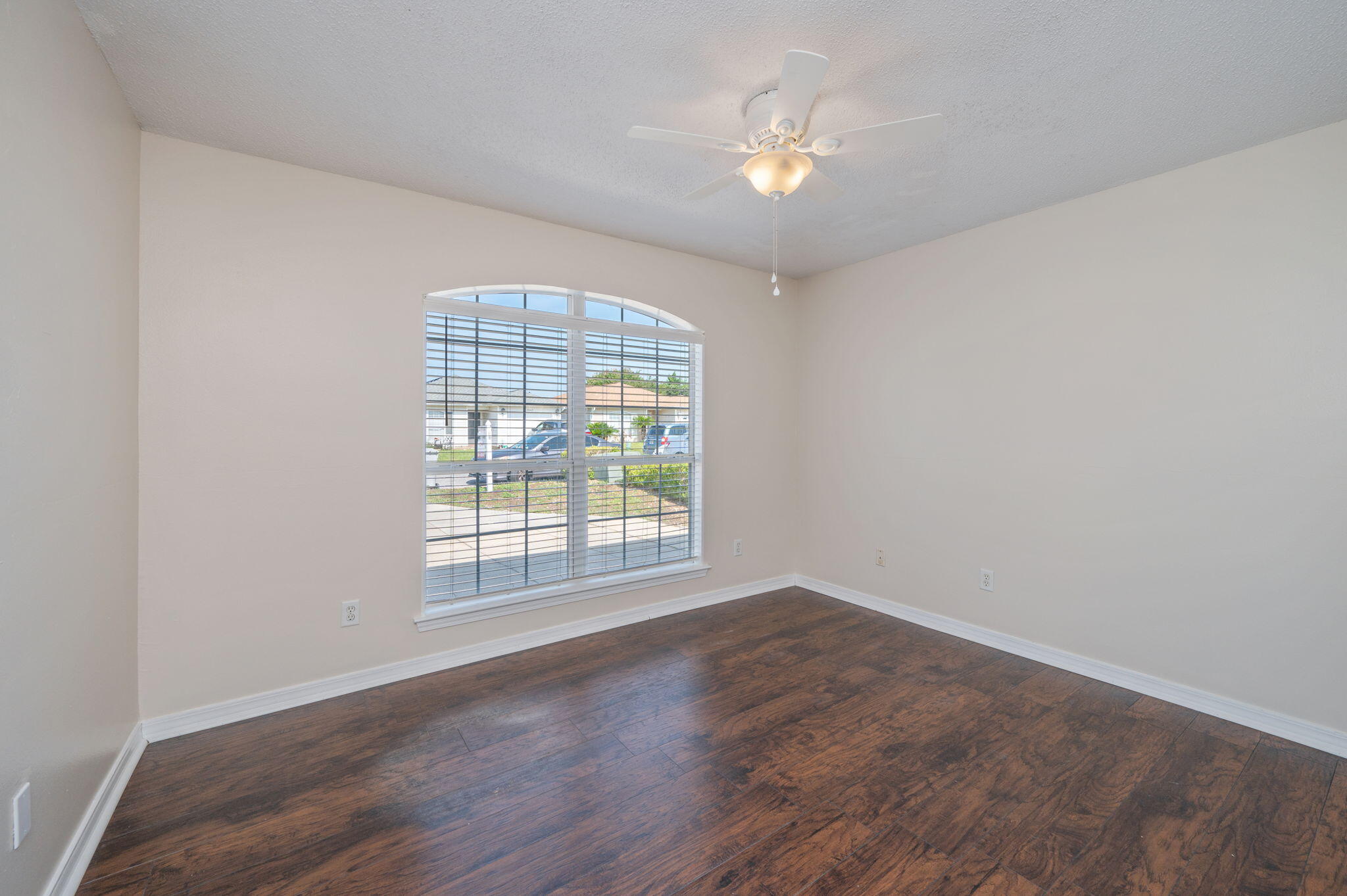 VINEYARD THE - Residential Lease