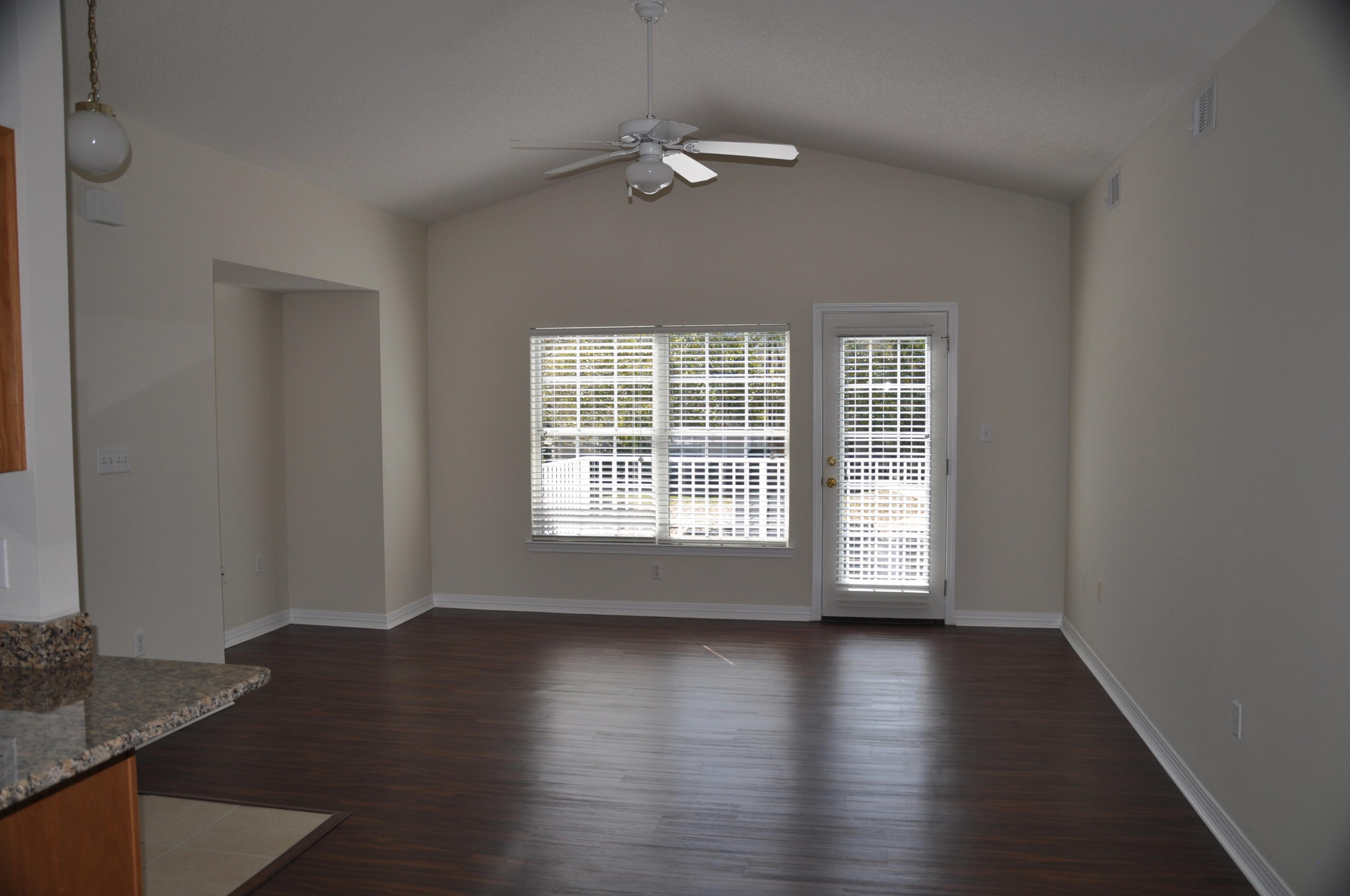 the Oaks at Niceville condo, unit 219, building #5 - Residential