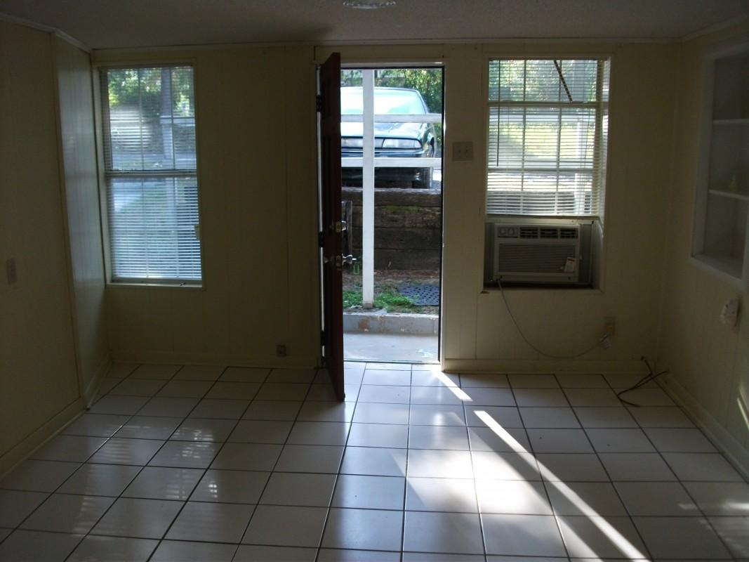 CRESTVIEW - Residential