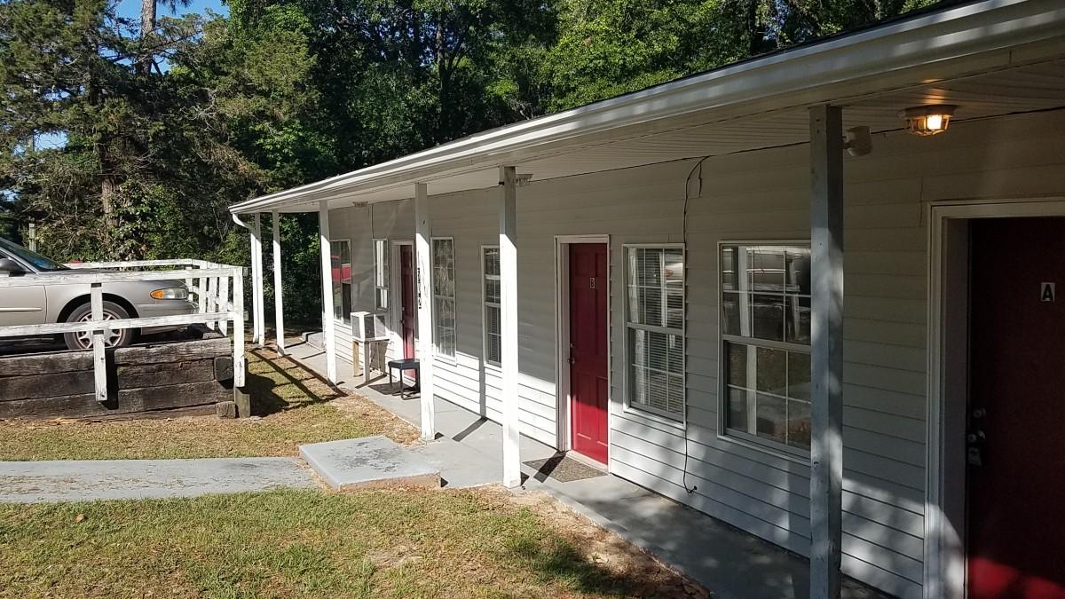 CRESTVIEW - Residential