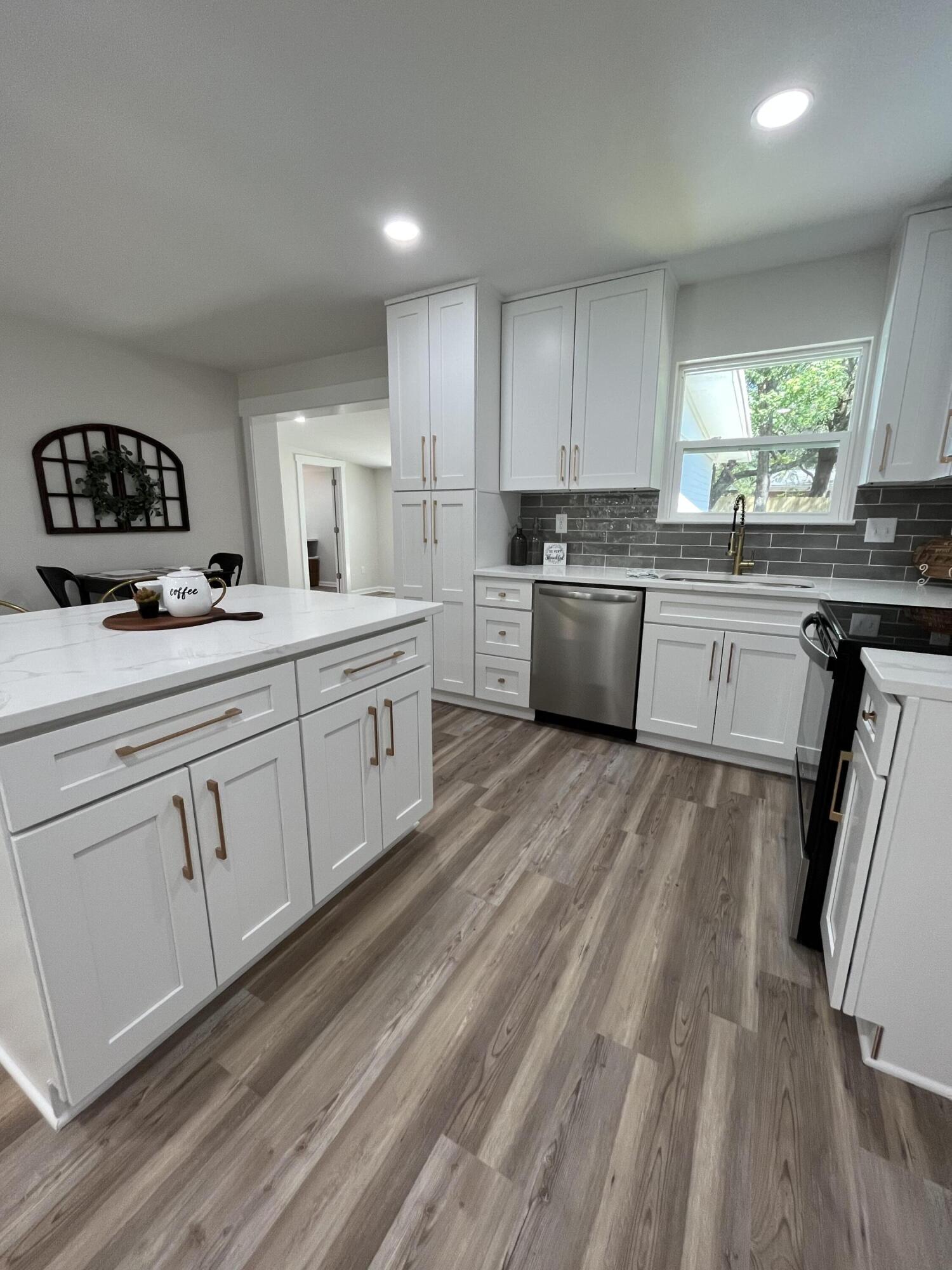 VALPARAISO PLAT 16 - Residential