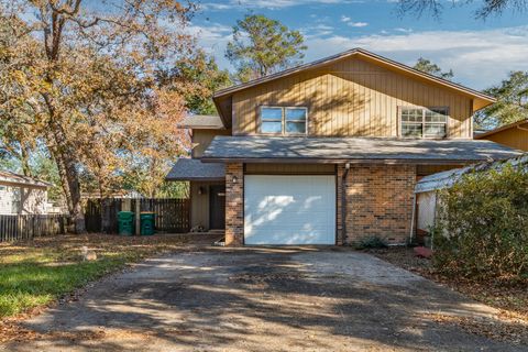 A home in Fort Walton Beach