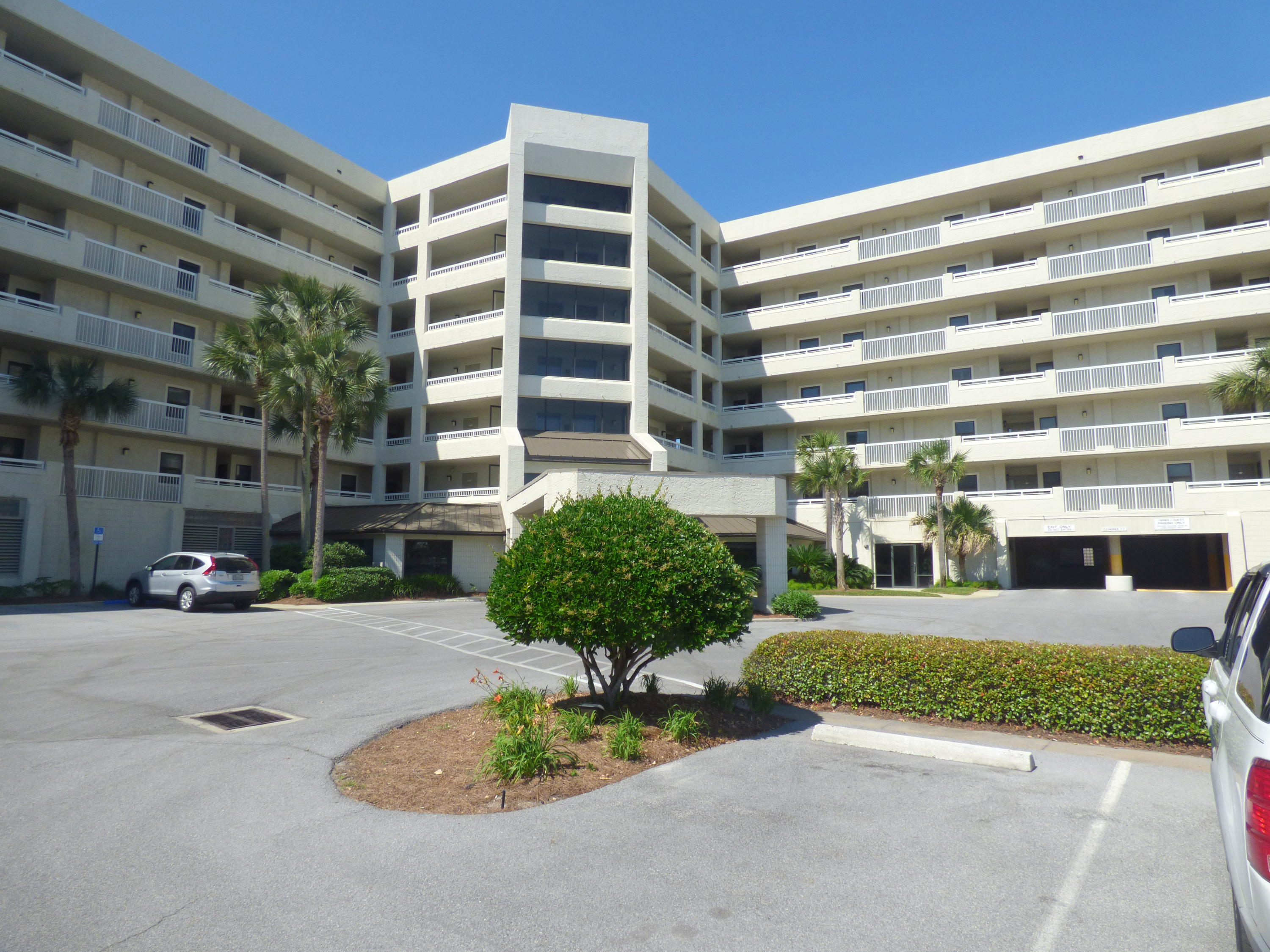INLET REEF CLUB CONDO - Residential