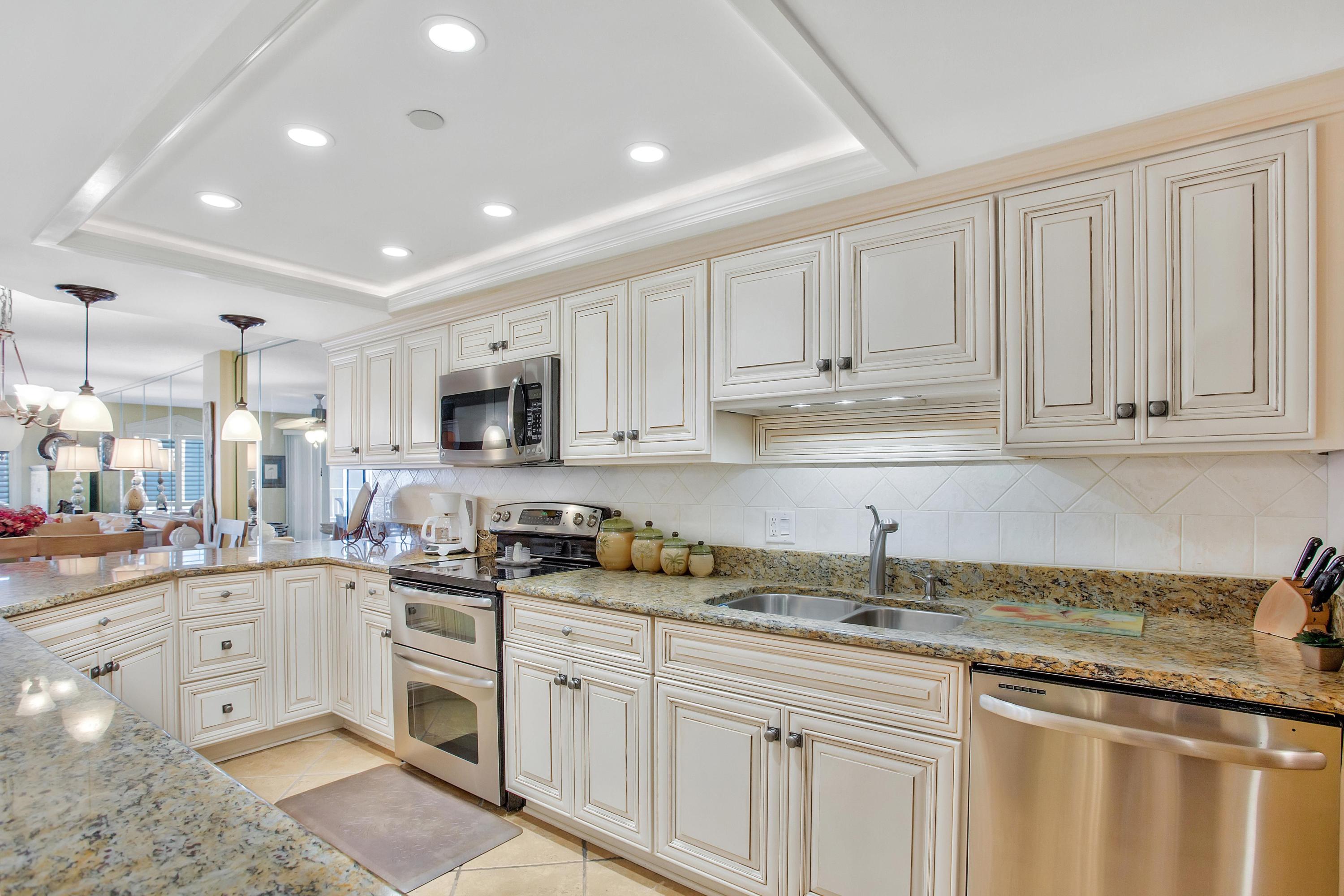 INLET REEF CLUB CONDO - Residential