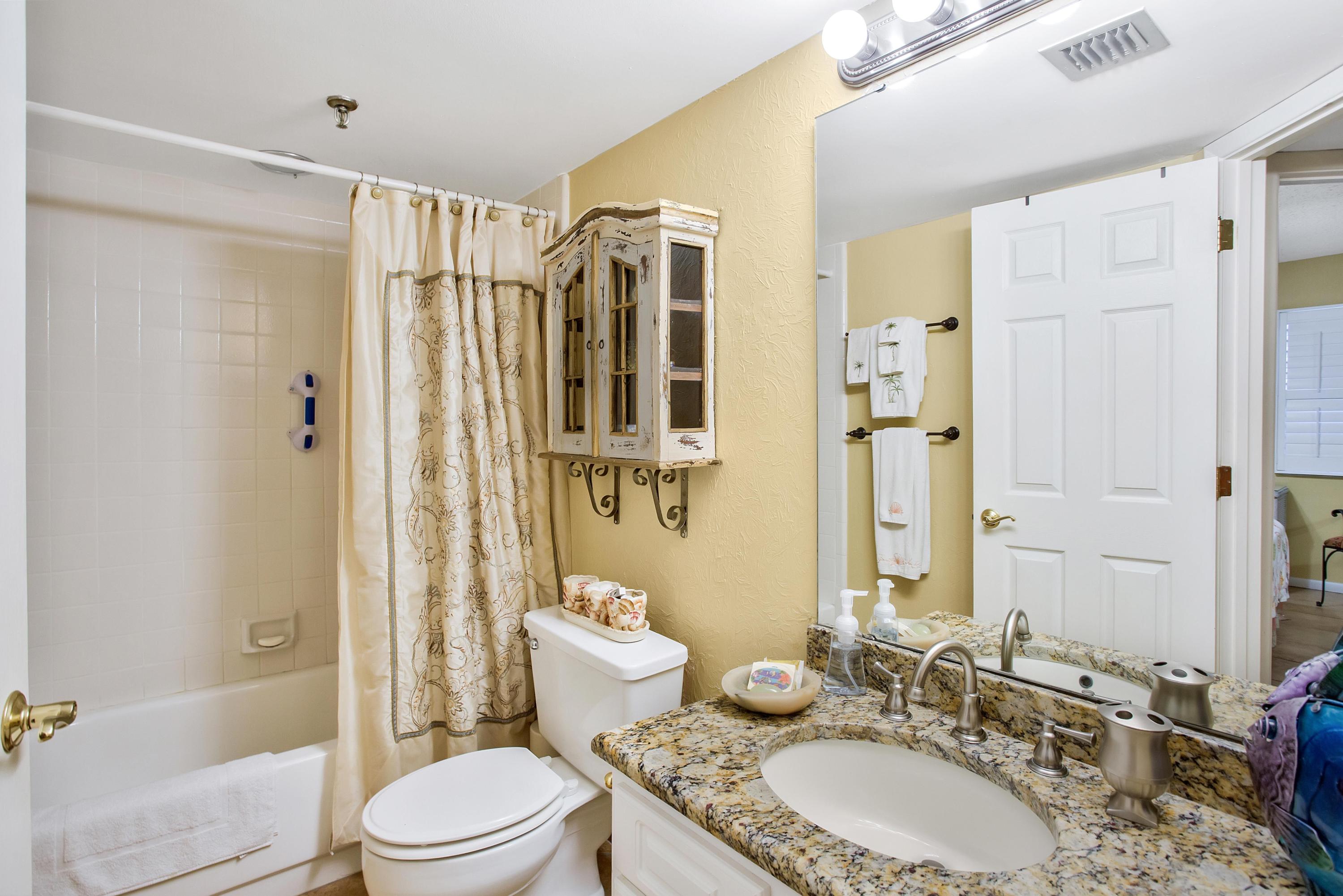 INLET REEF CLUB CONDO - Residential