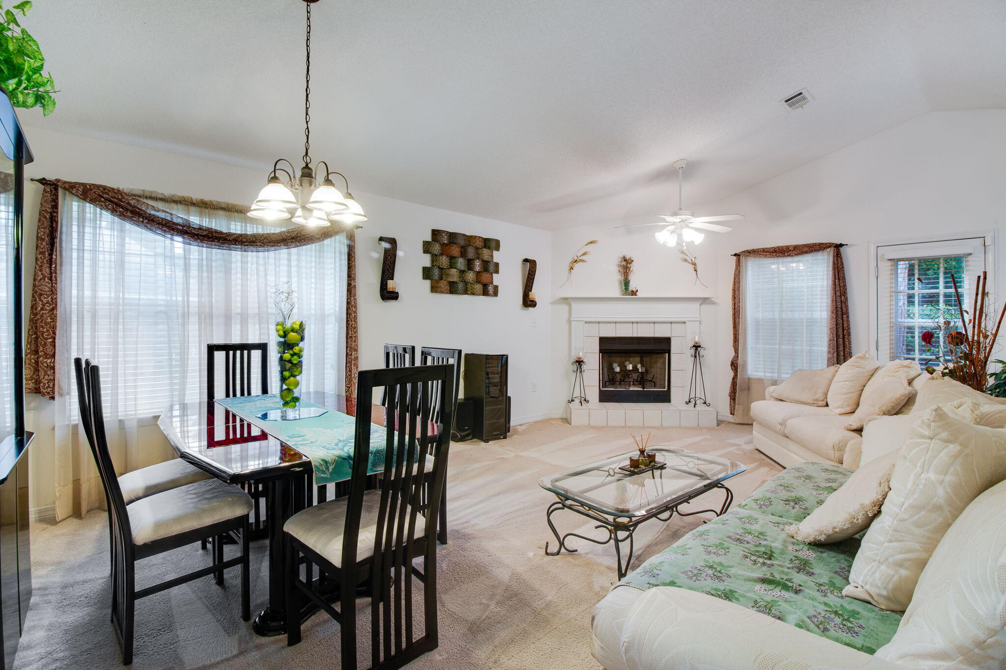 HAMPTON RIDGE ESTATES 1ST ADD - Residential