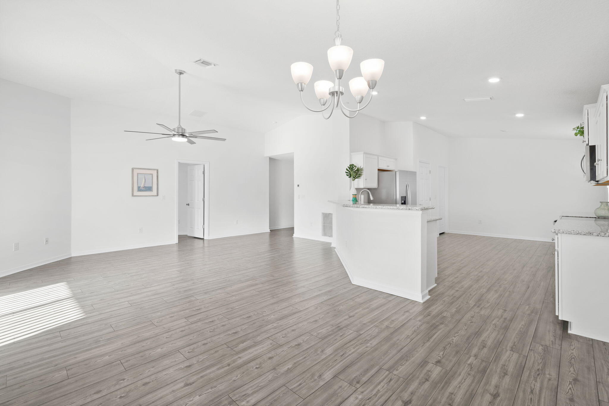 RIVERWALK - Residential