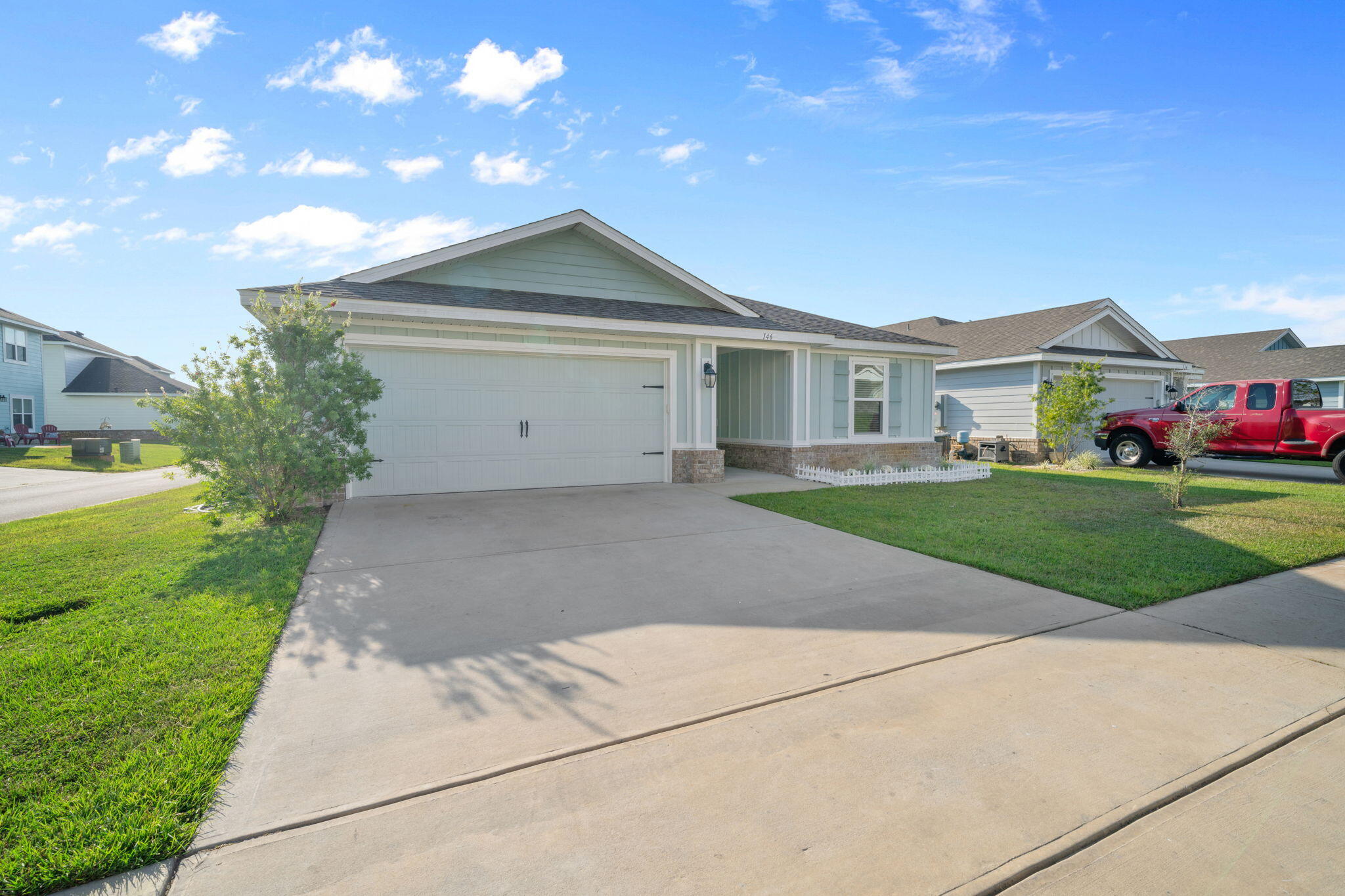 RIVERWALK - Residential