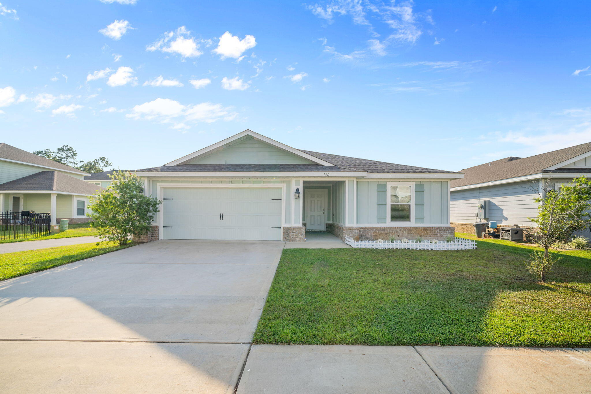 RIVERWALK - Residential