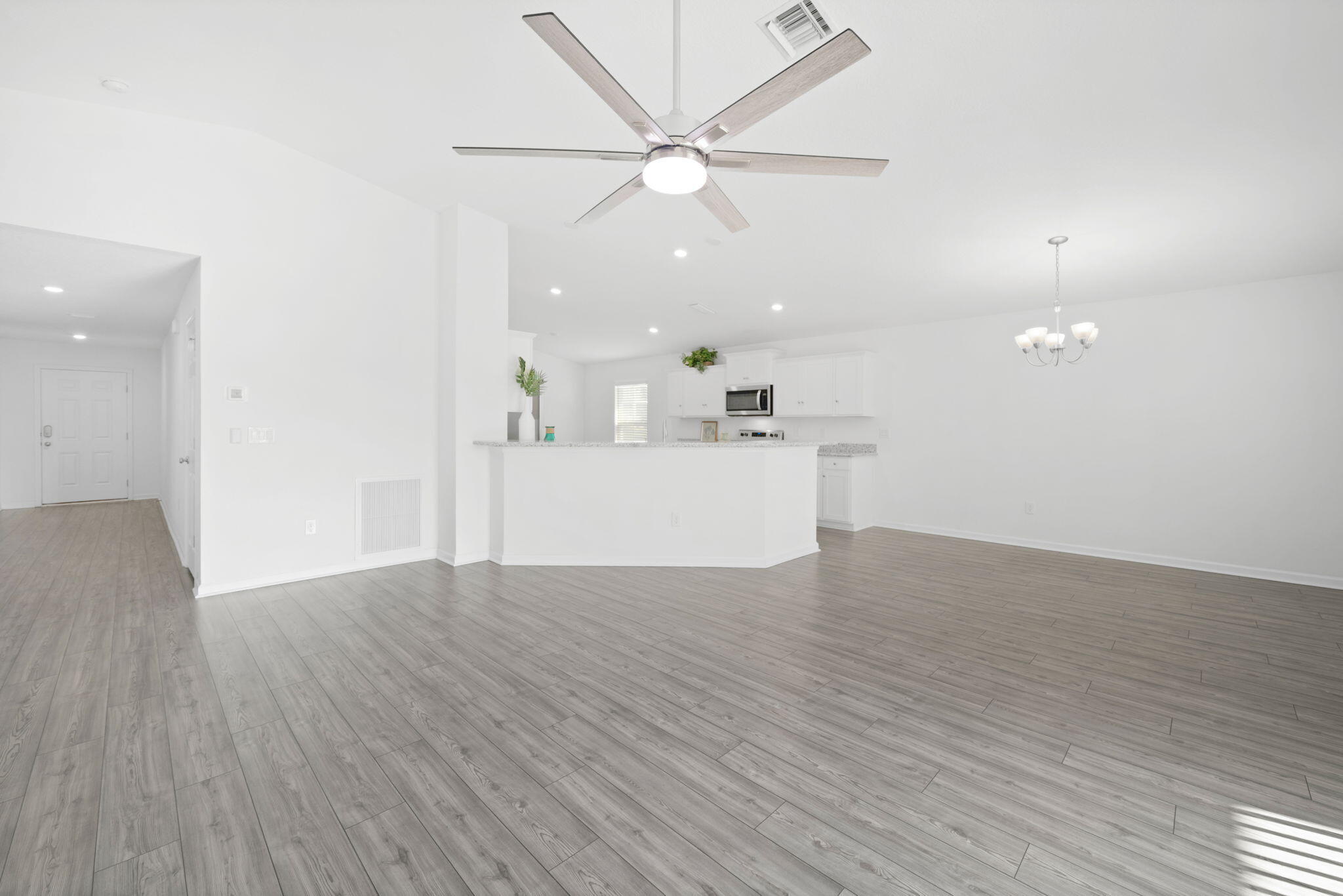 RIVERWALK - Residential