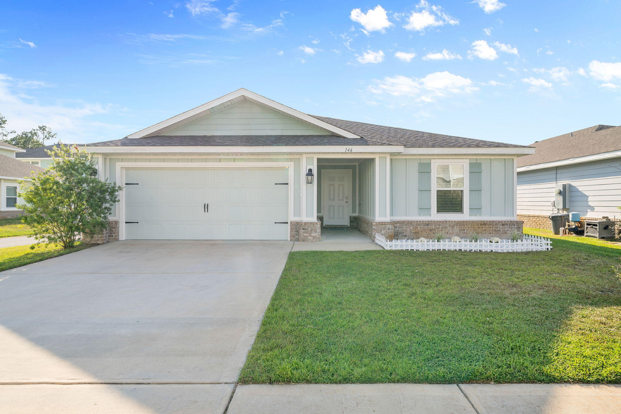 RIVERWALK - Residential