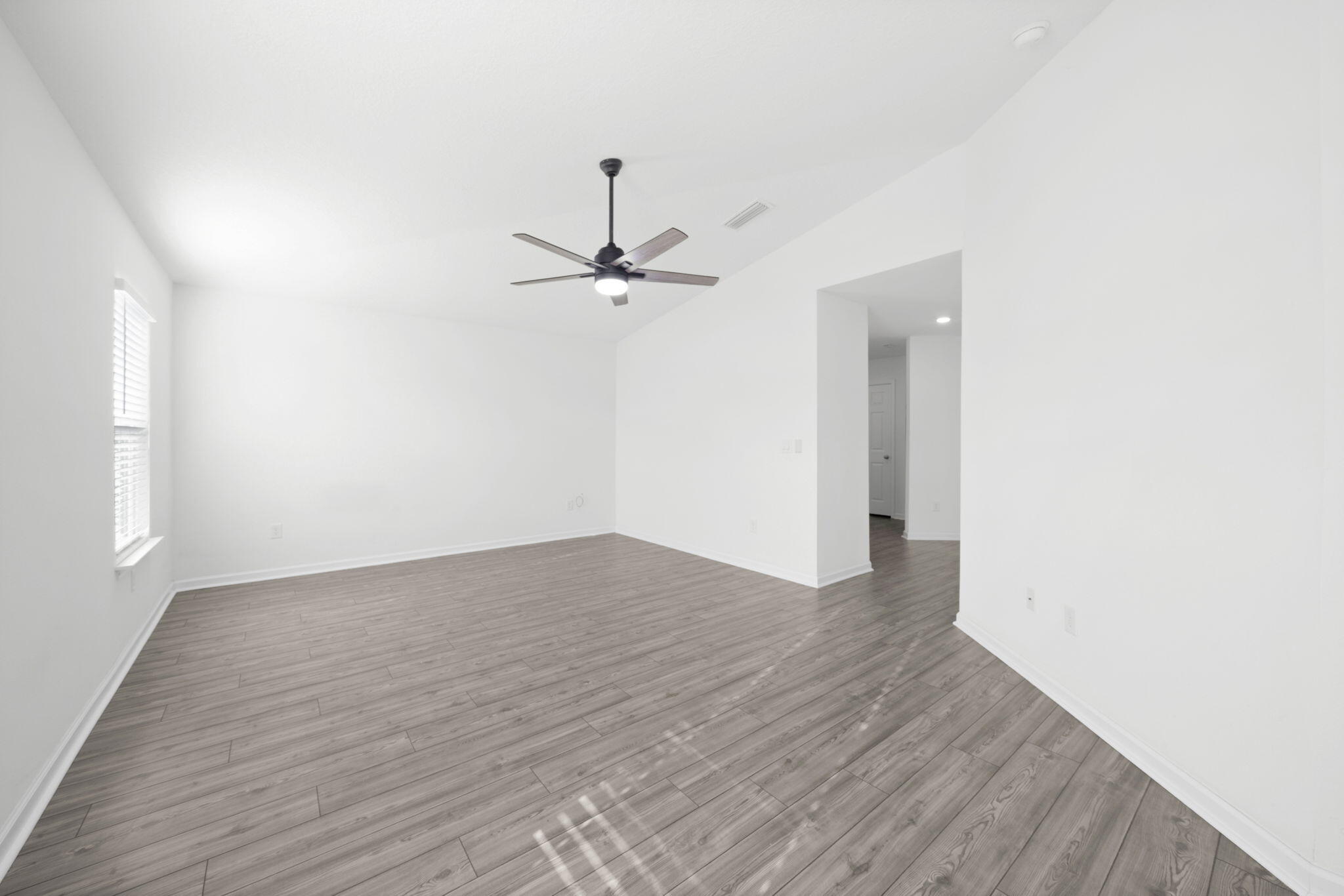 RIVERWALK - Residential