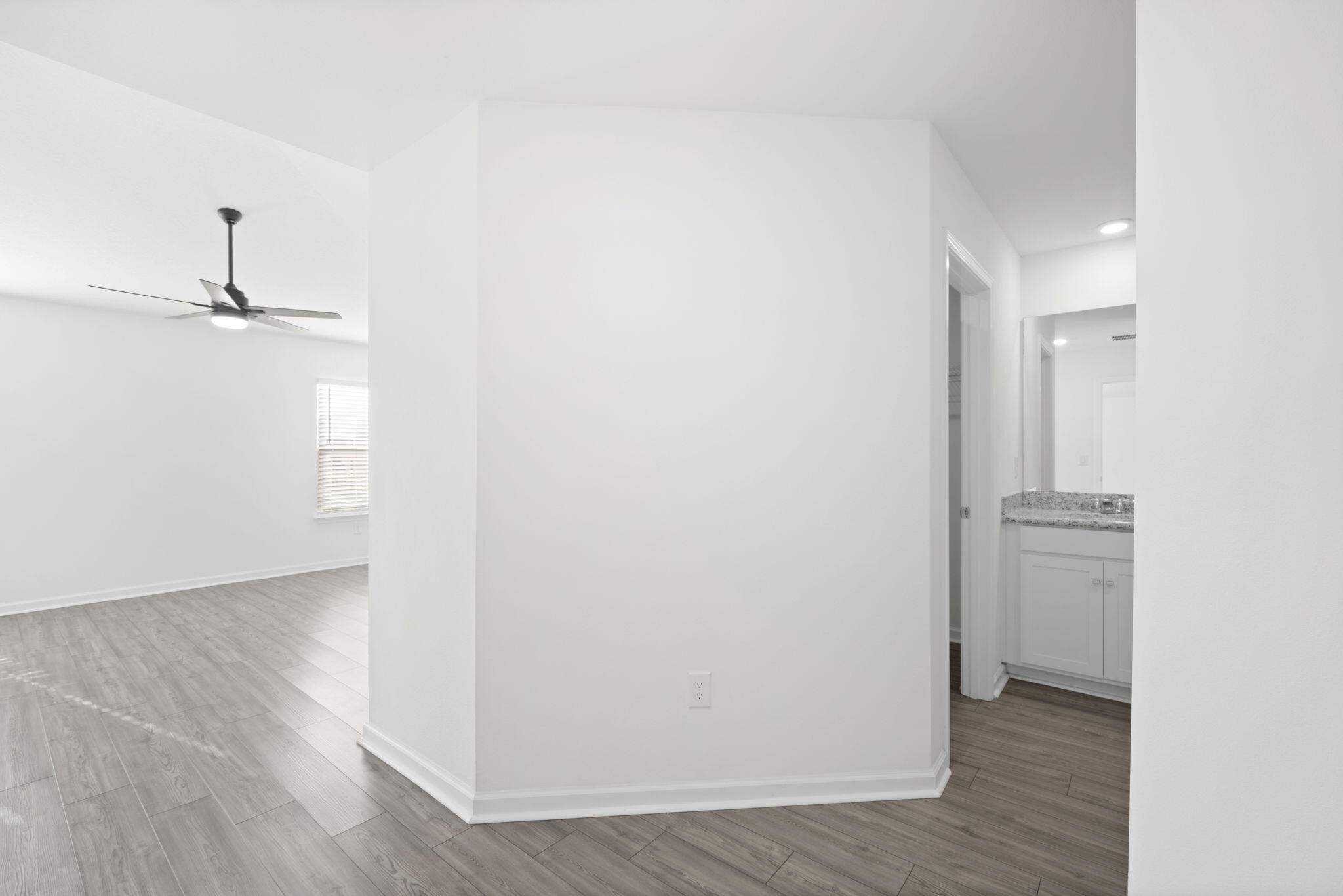 RIVERWALK - Residential