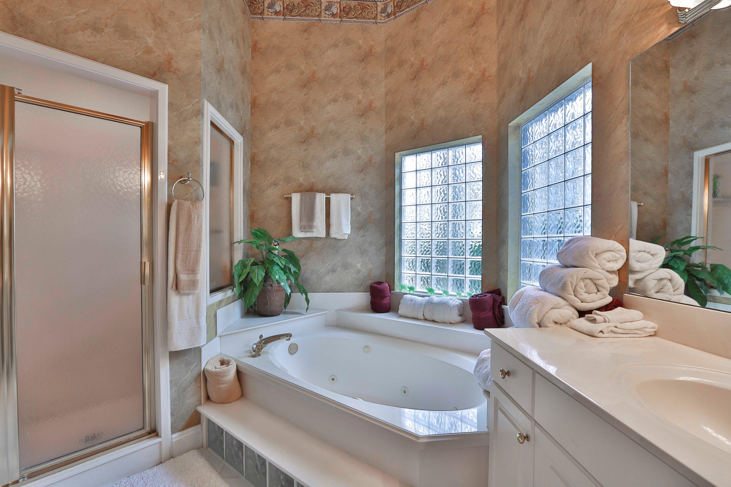 EMERALD BAY PH 1A - Residential