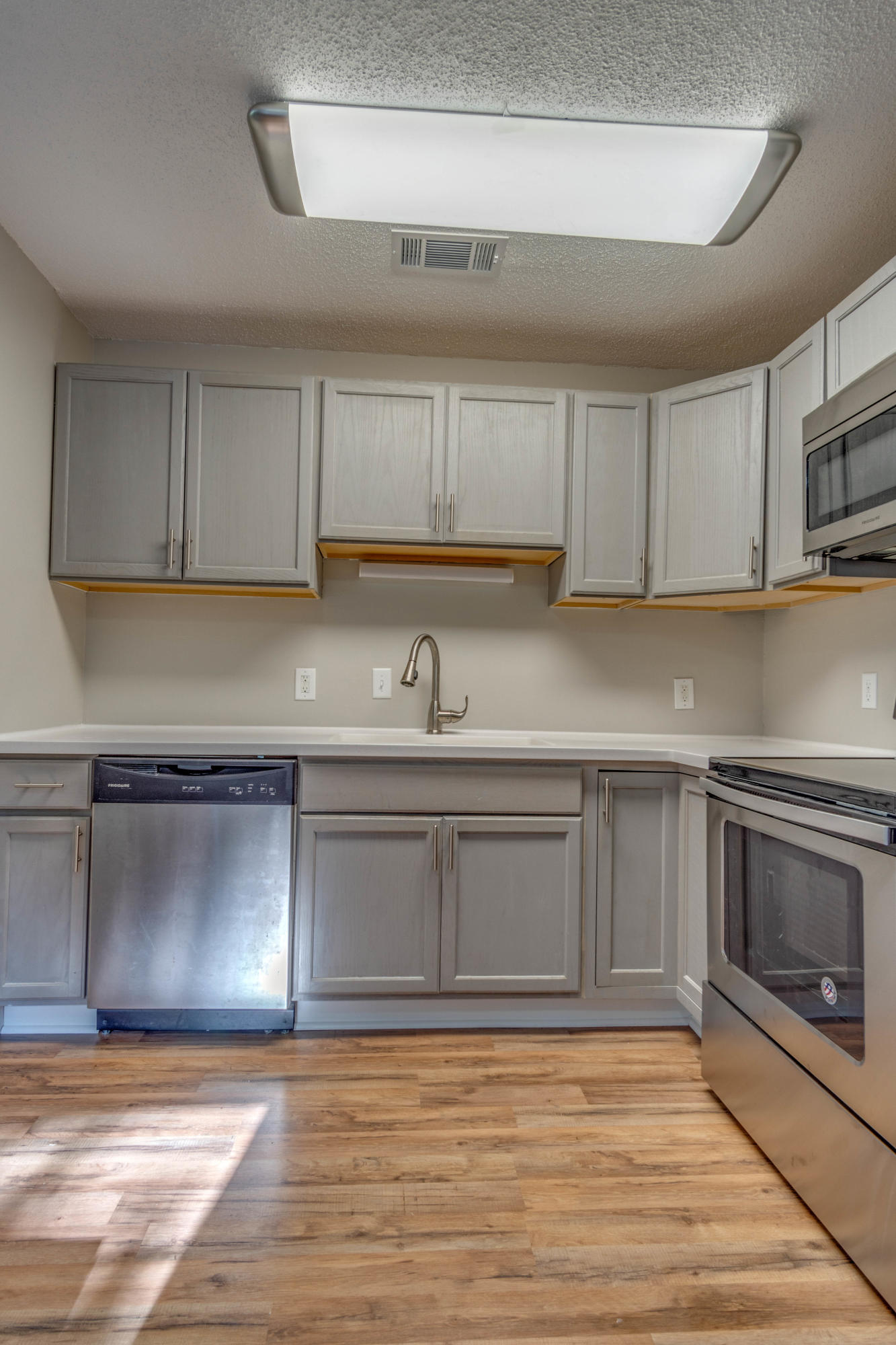 WYNNEHAVEN BEACH ESTATES - Residential