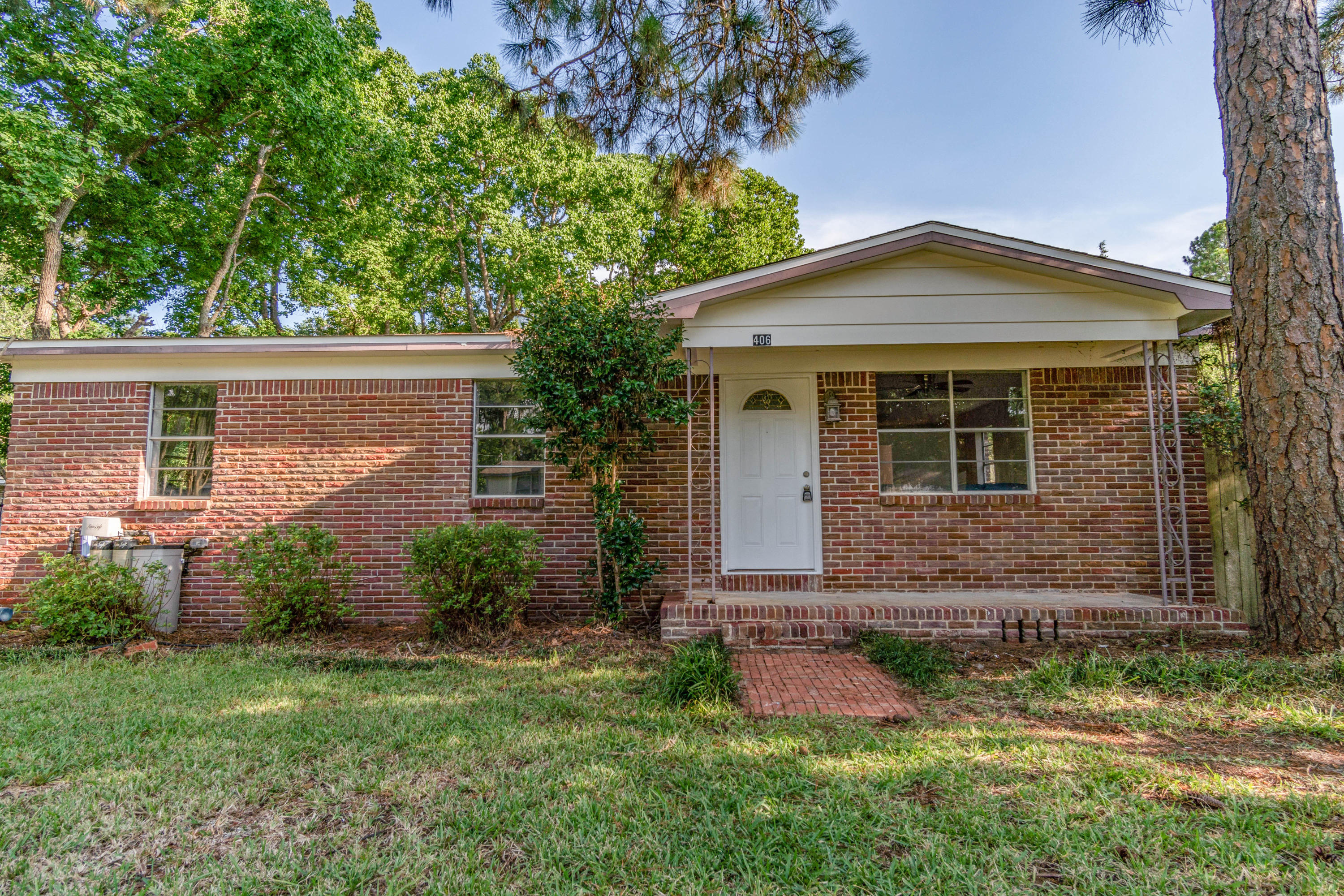 WYNNEHAVEN BEACH ESTATES - Residential