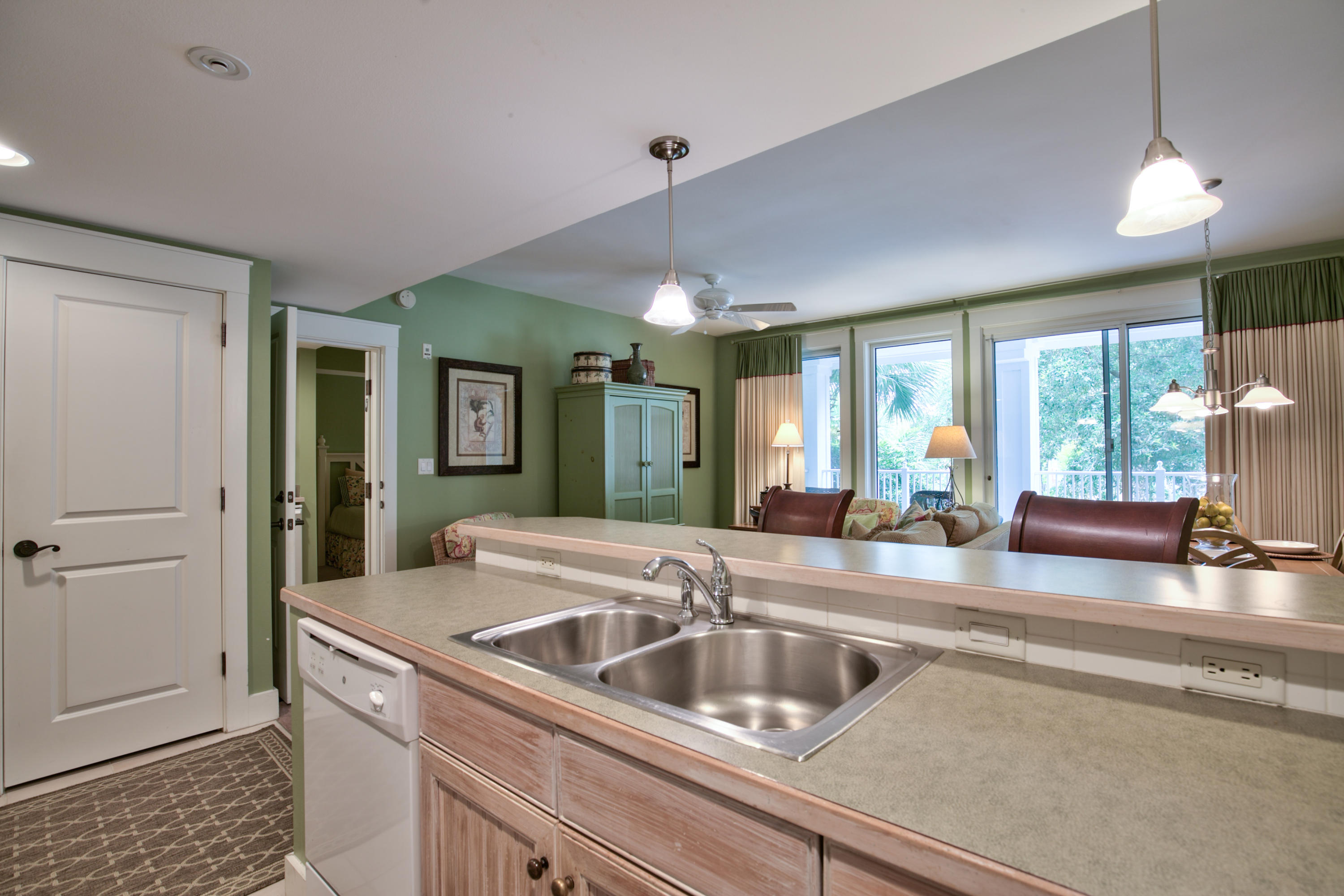 PILOT HOUSE - Residential