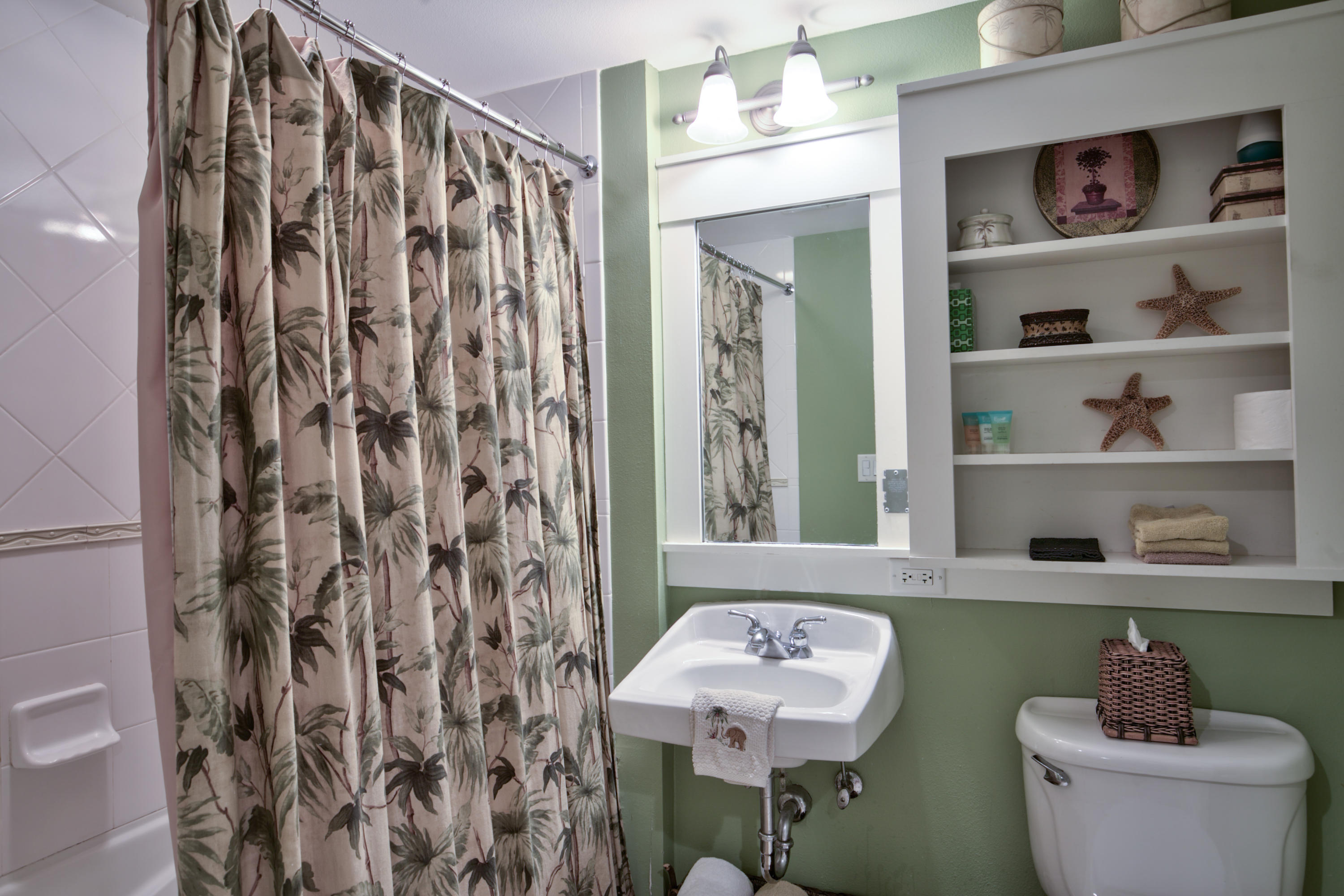 PILOT HOUSE - Residential