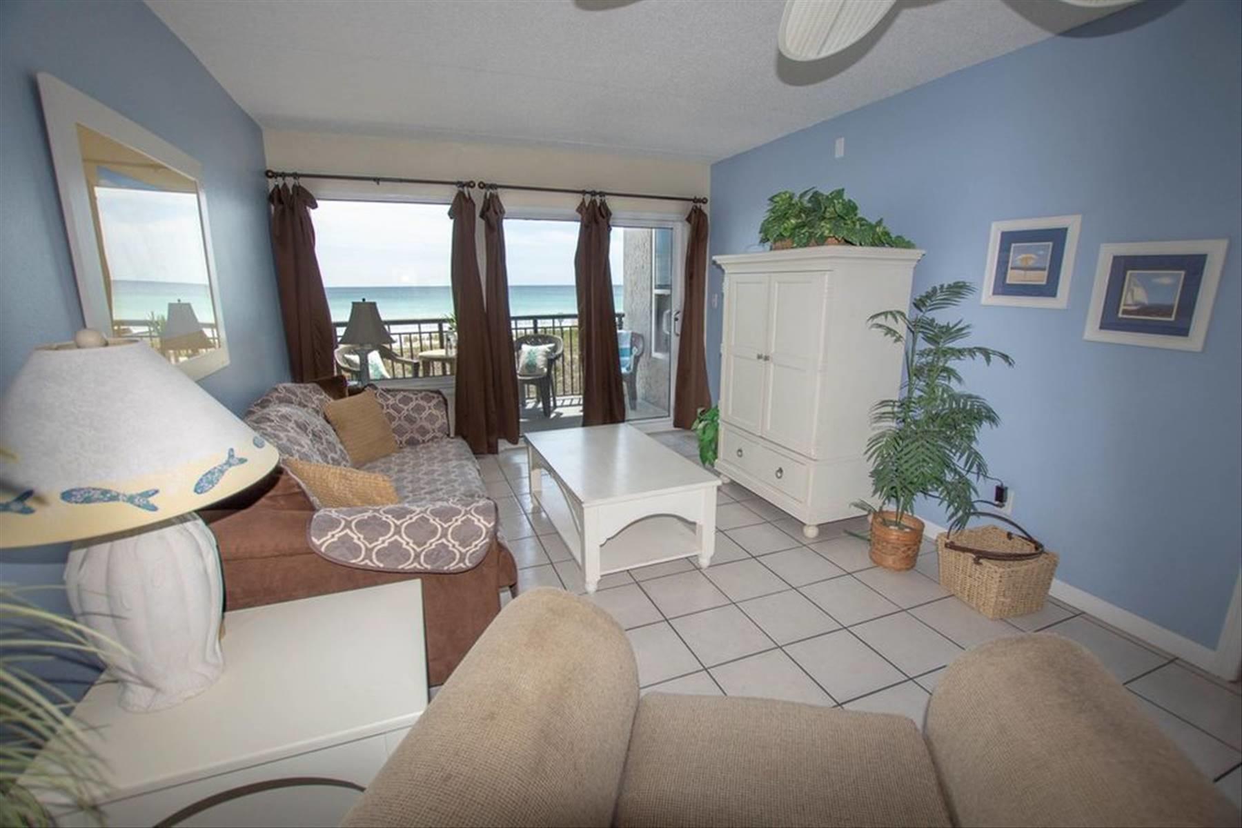 ISLAND ECHOS - Residential