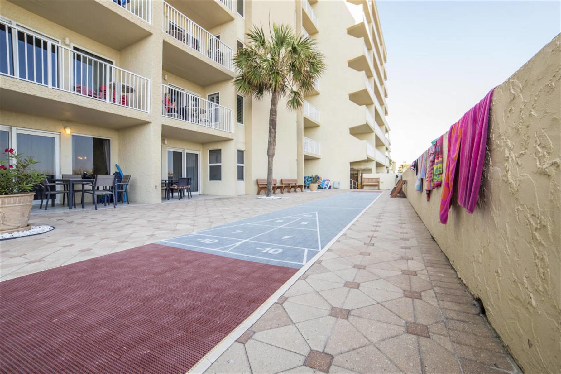 ISLAND ECHOS - Residential