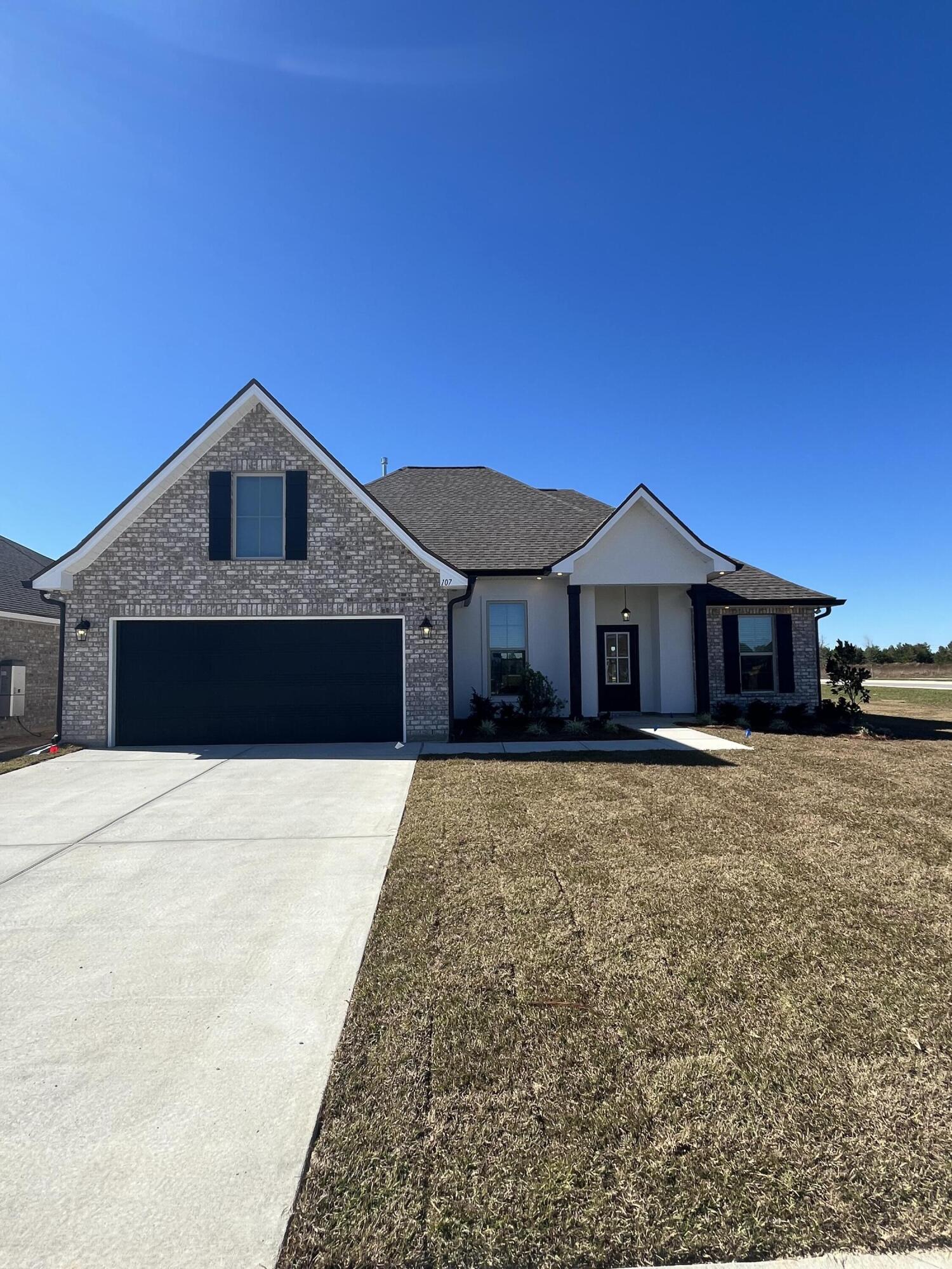 THE BLUFFS AT LAFAYETTE - Residential