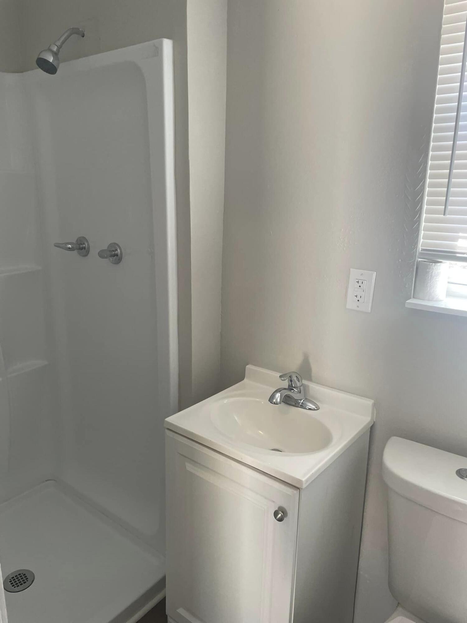 PIPERS LANDING UNIT 2 - Residential Lease