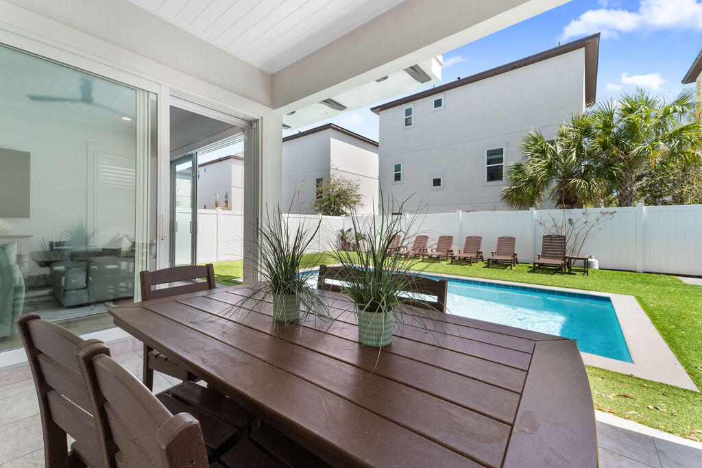 Estates at Hidden Palms - Residential