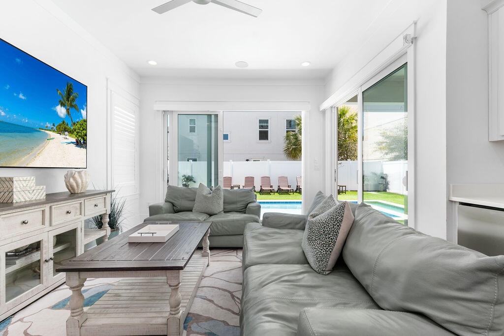 Estates at Hidden Palms - Residential