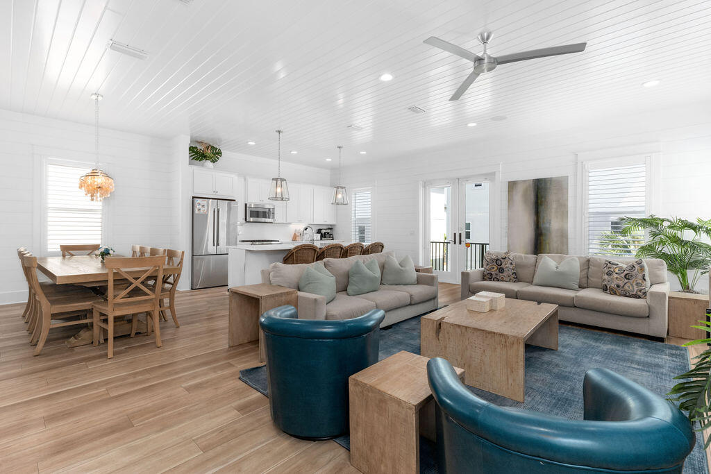 Estates at Hidden Palms - Residential