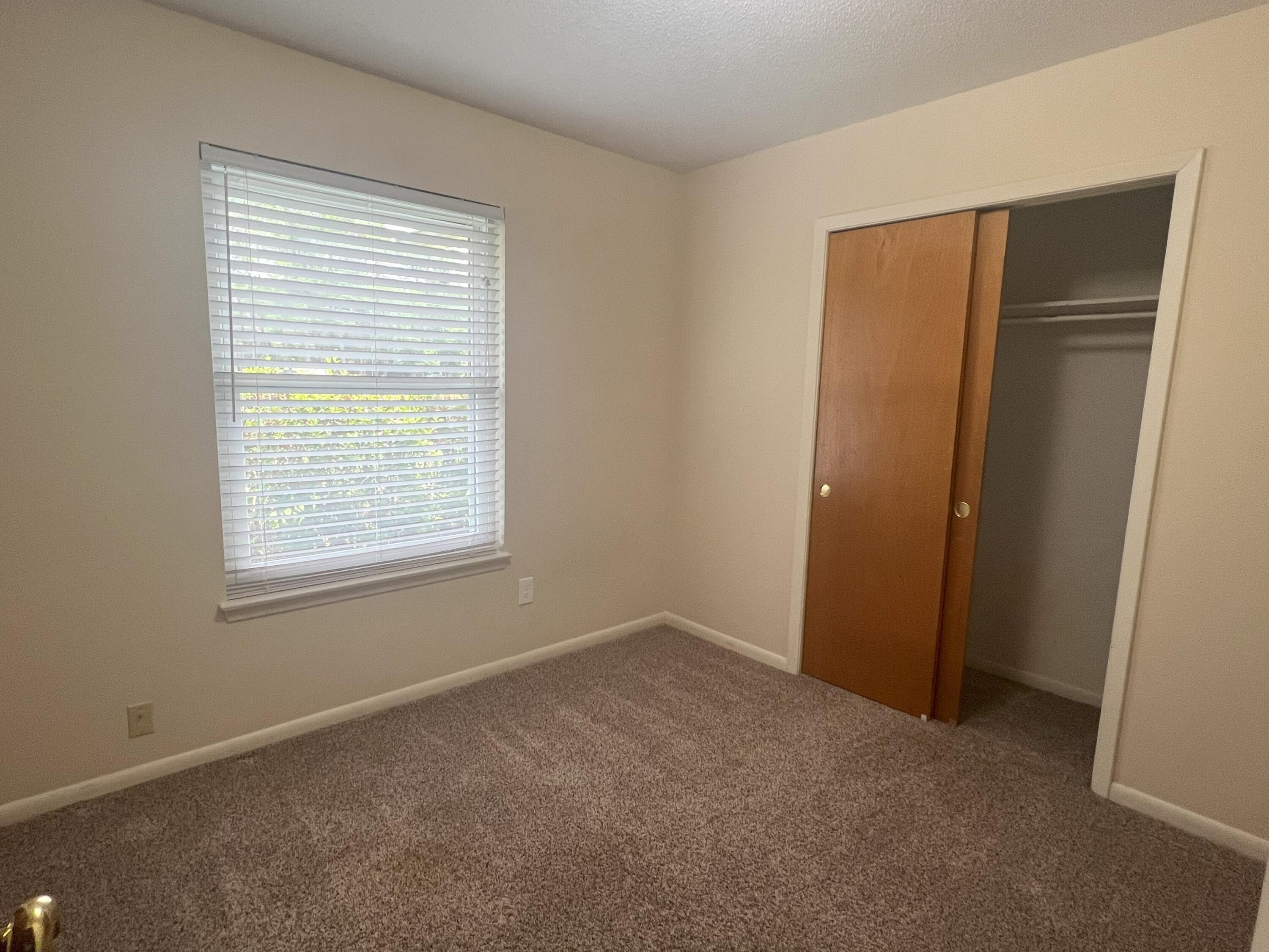 SHERWOOD FOREST - Residential Lease