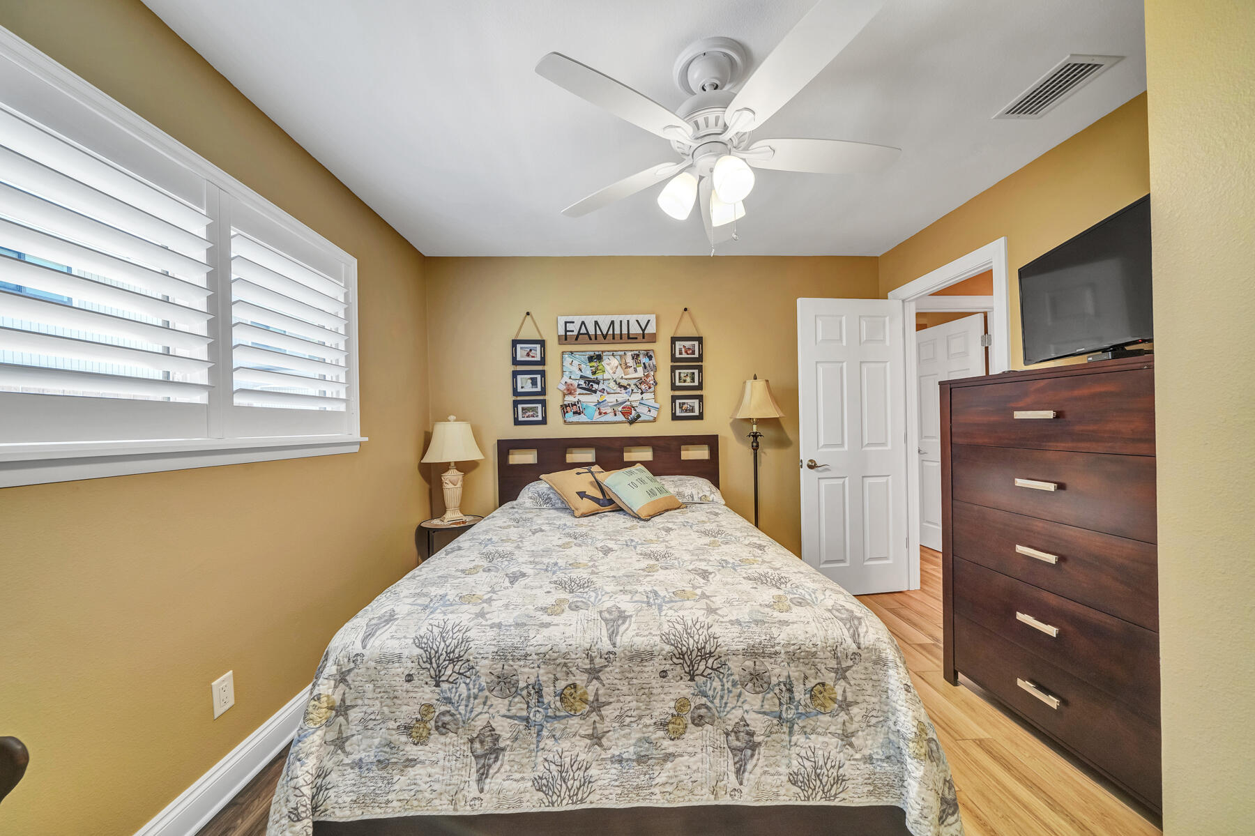 SEASCAPE CONDO TENNIS VILLAGE - Residential