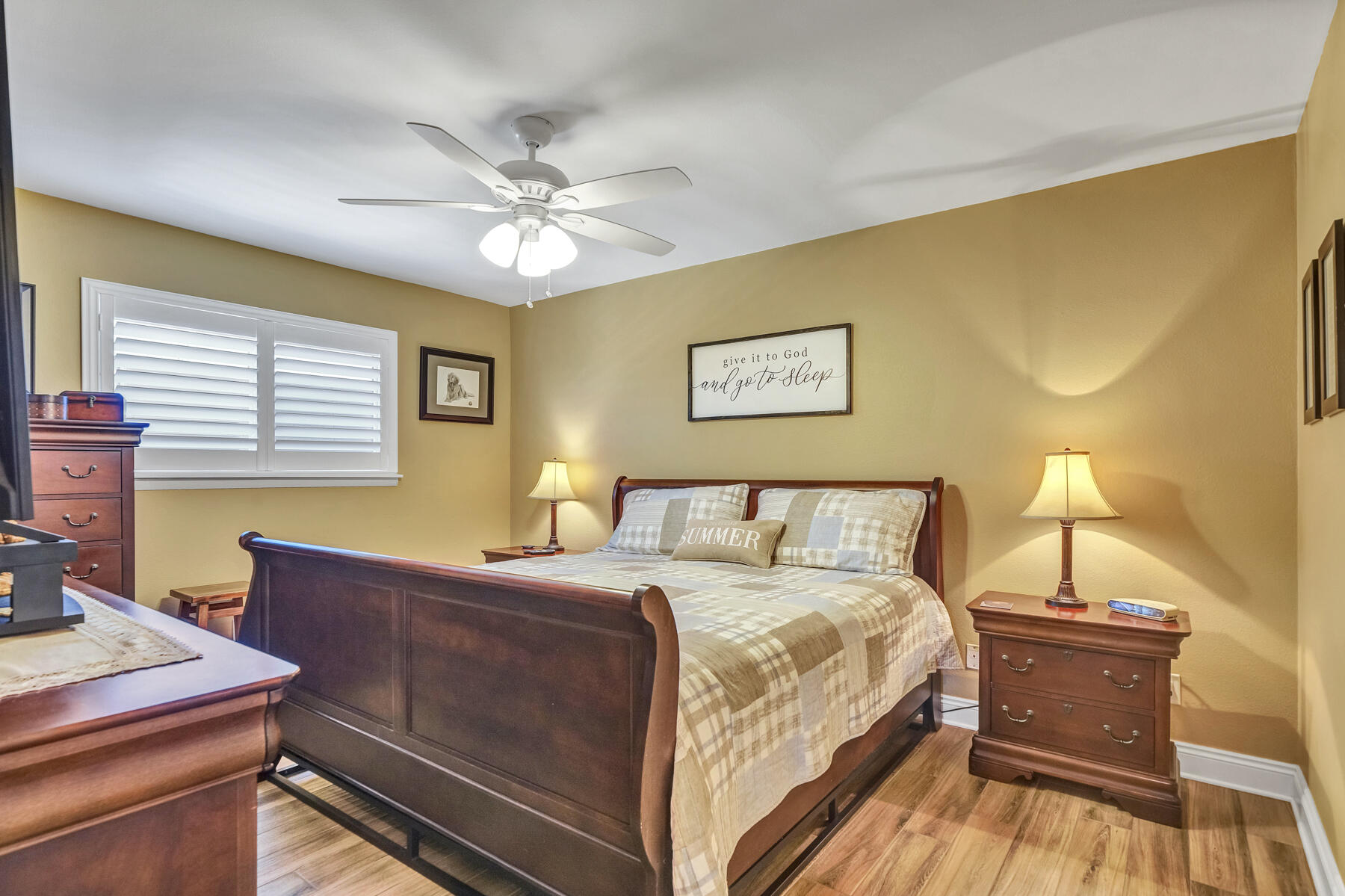 SEASCAPE CONDO TENNIS VILLAGE - Residential