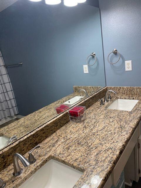 EMERALD VILLAGE PH II LOT 14 PLK B - Residential