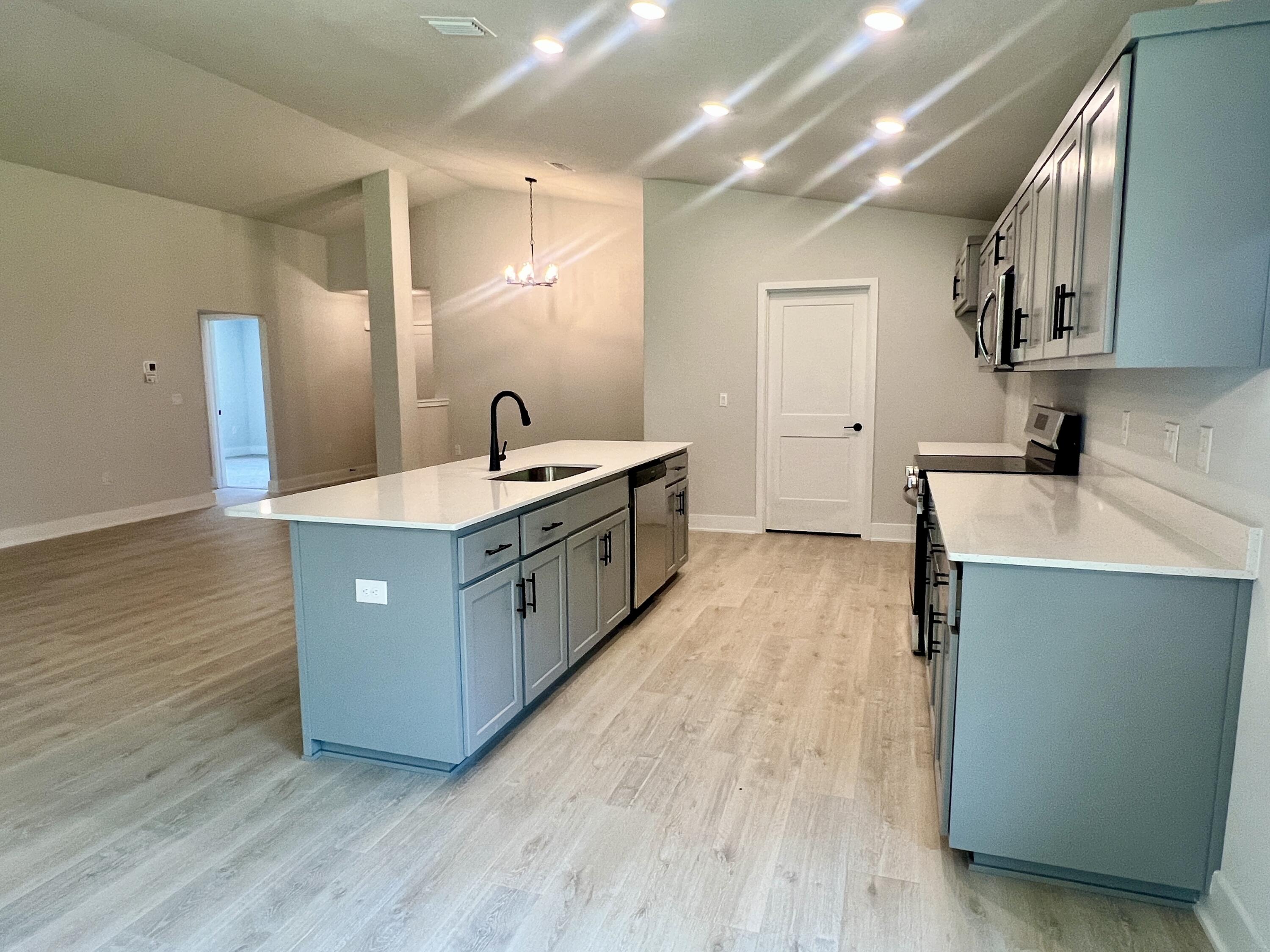 HIDDEN PINES PH 1 - Residential