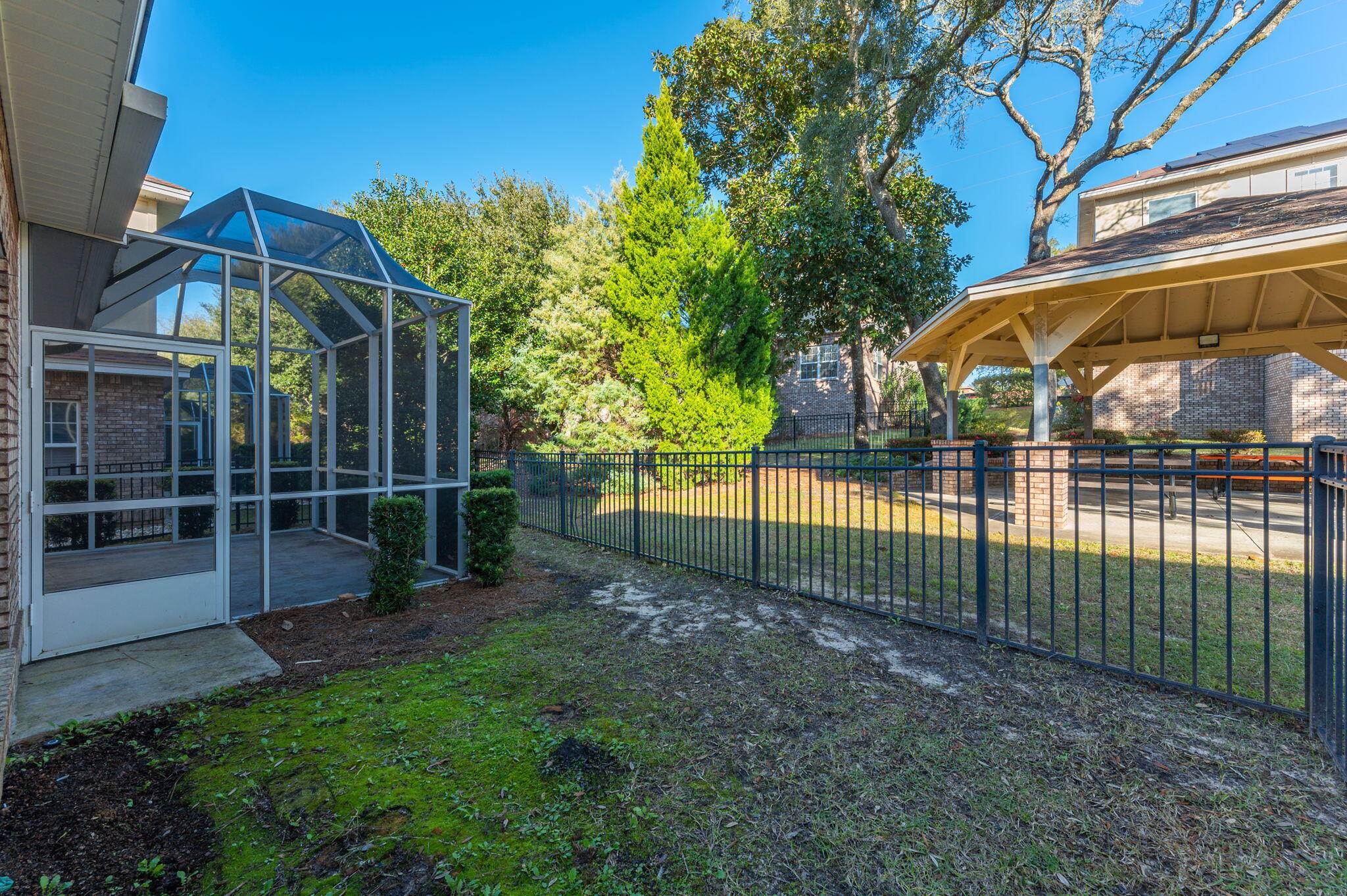 Traditions at Walton Oaks - Residential Lease