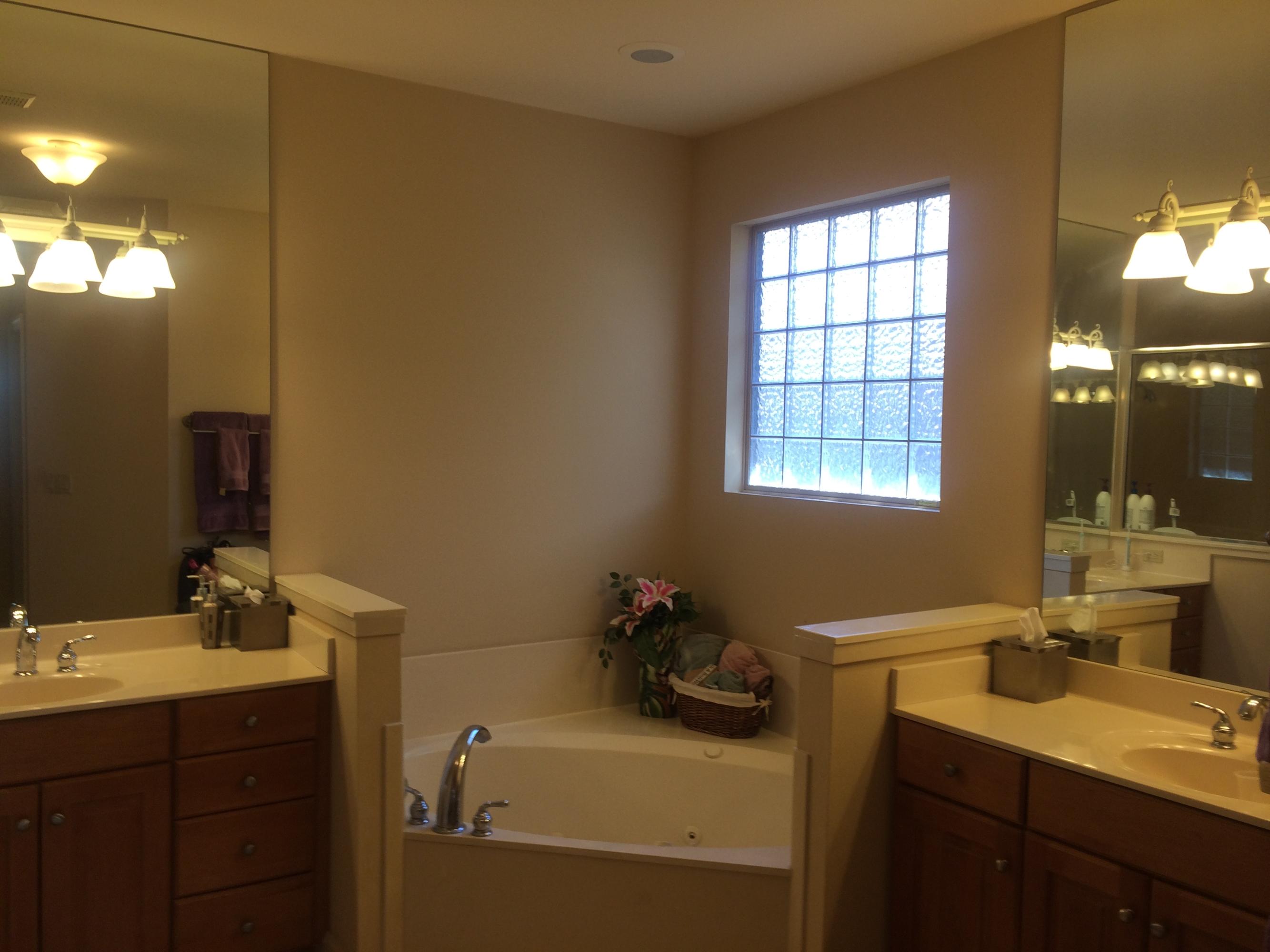 CHARDONNAY ESTATES - Residential