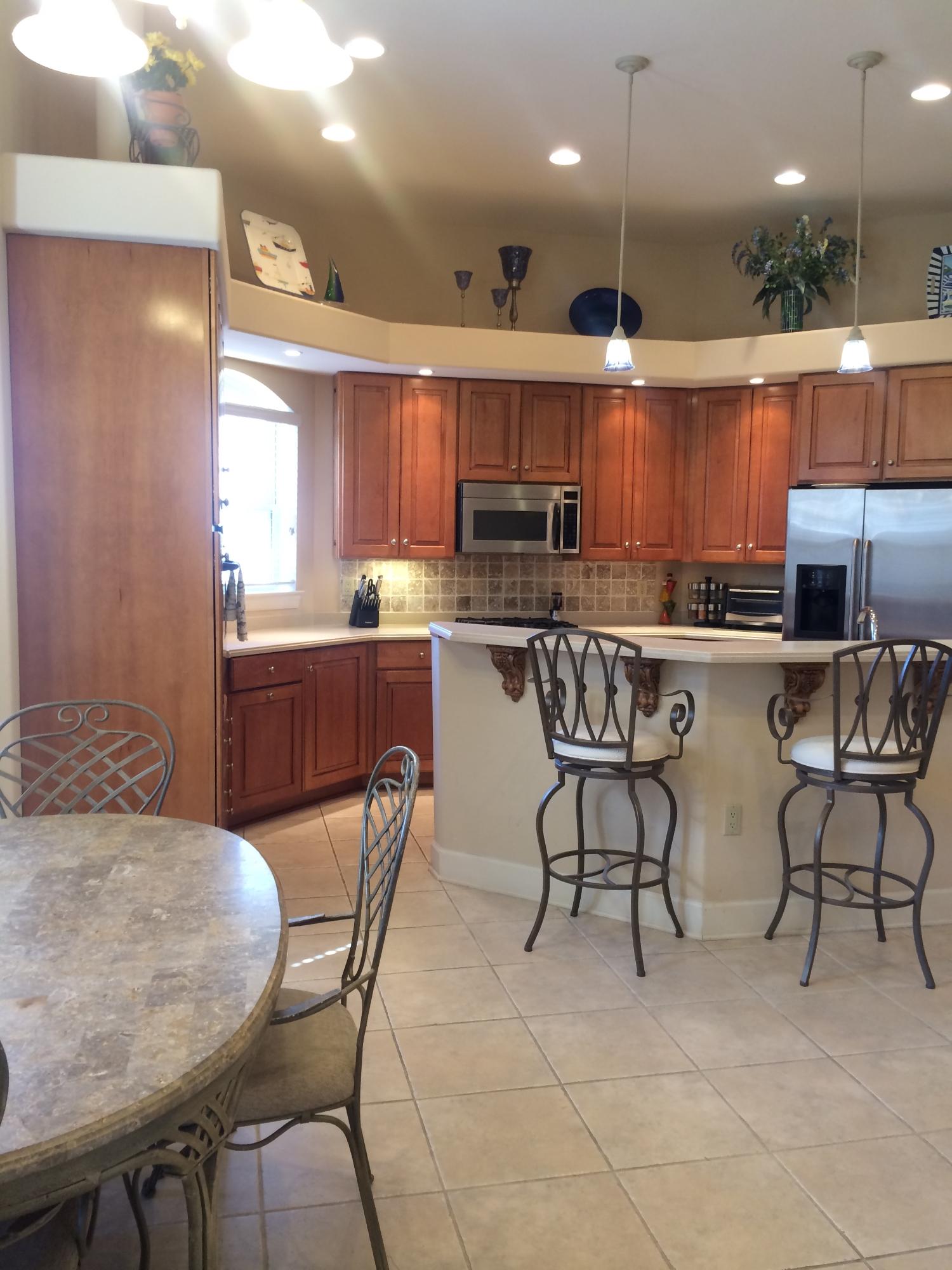 CHARDONNAY ESTATES - Residential