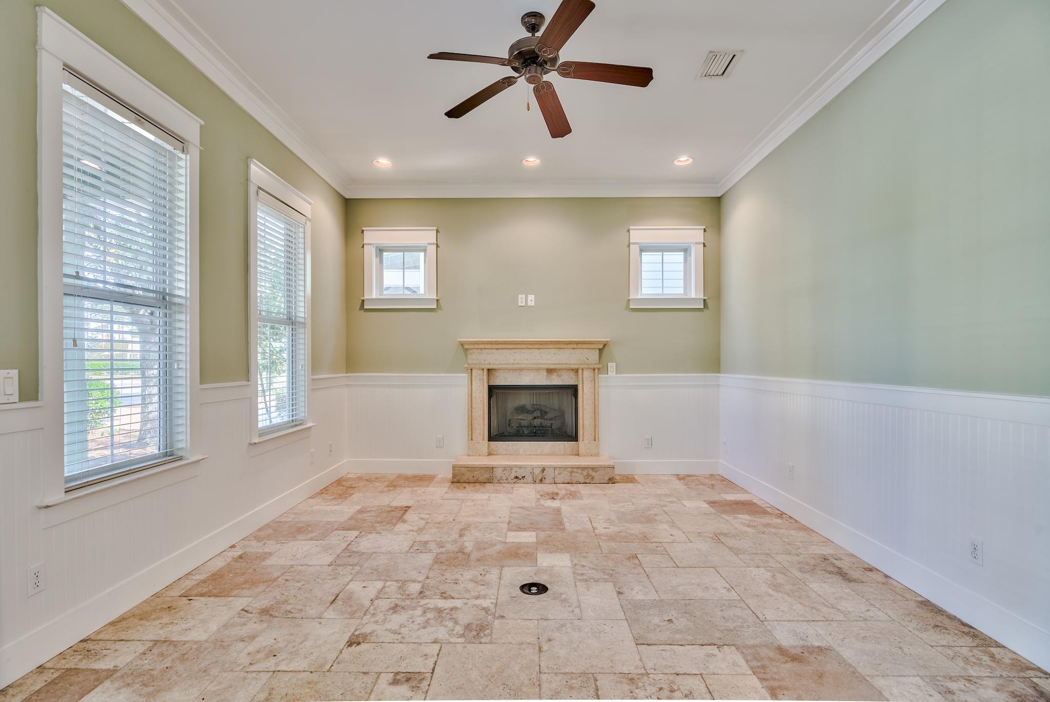 HARRISON'S WALK - Residential